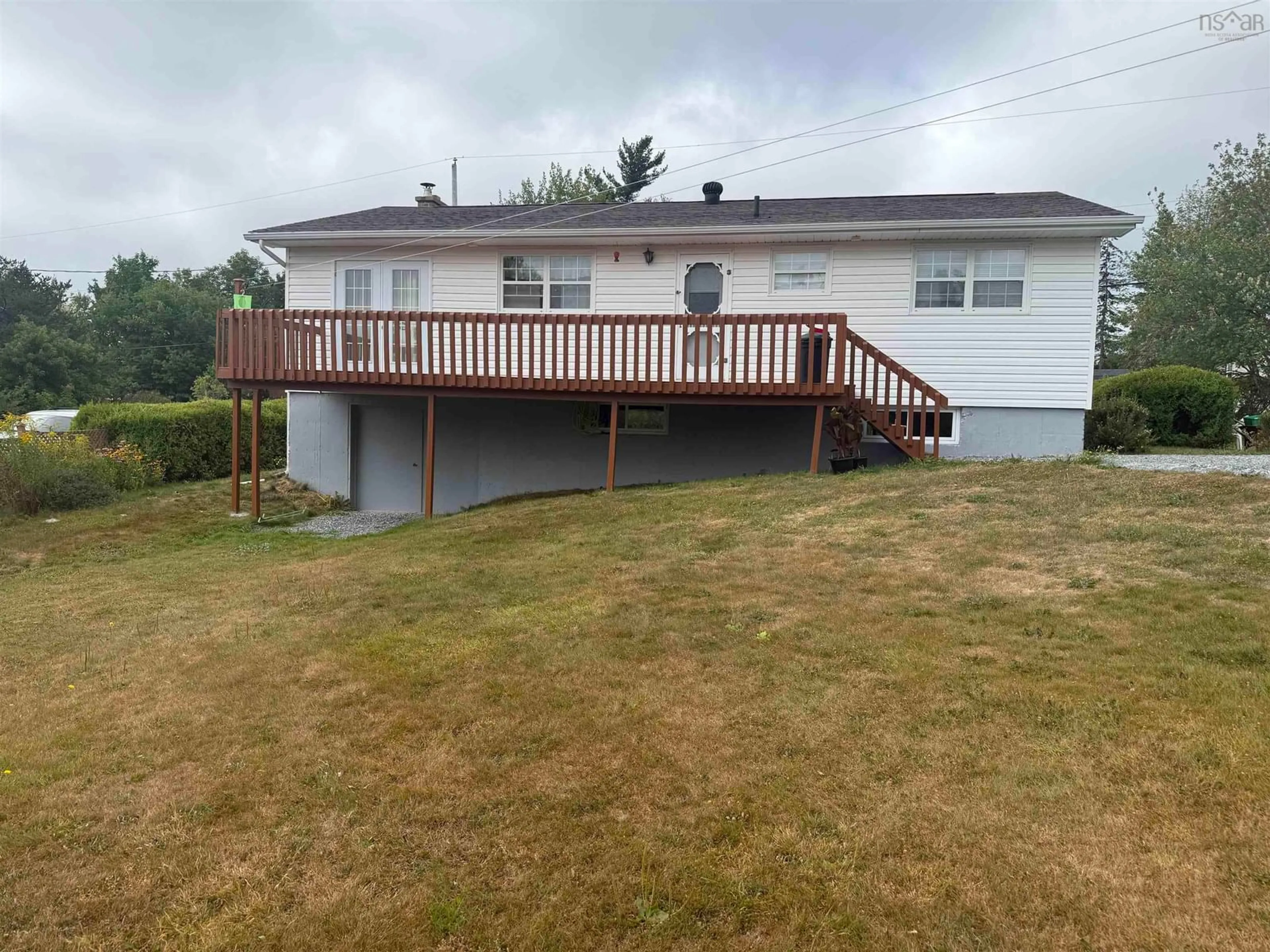 A pic from outside/outdoor area/front of a property/back of a property/a pic from drone, unknown for 21 John Murray Dr, Enfield Nova Scotia B2T 1C9