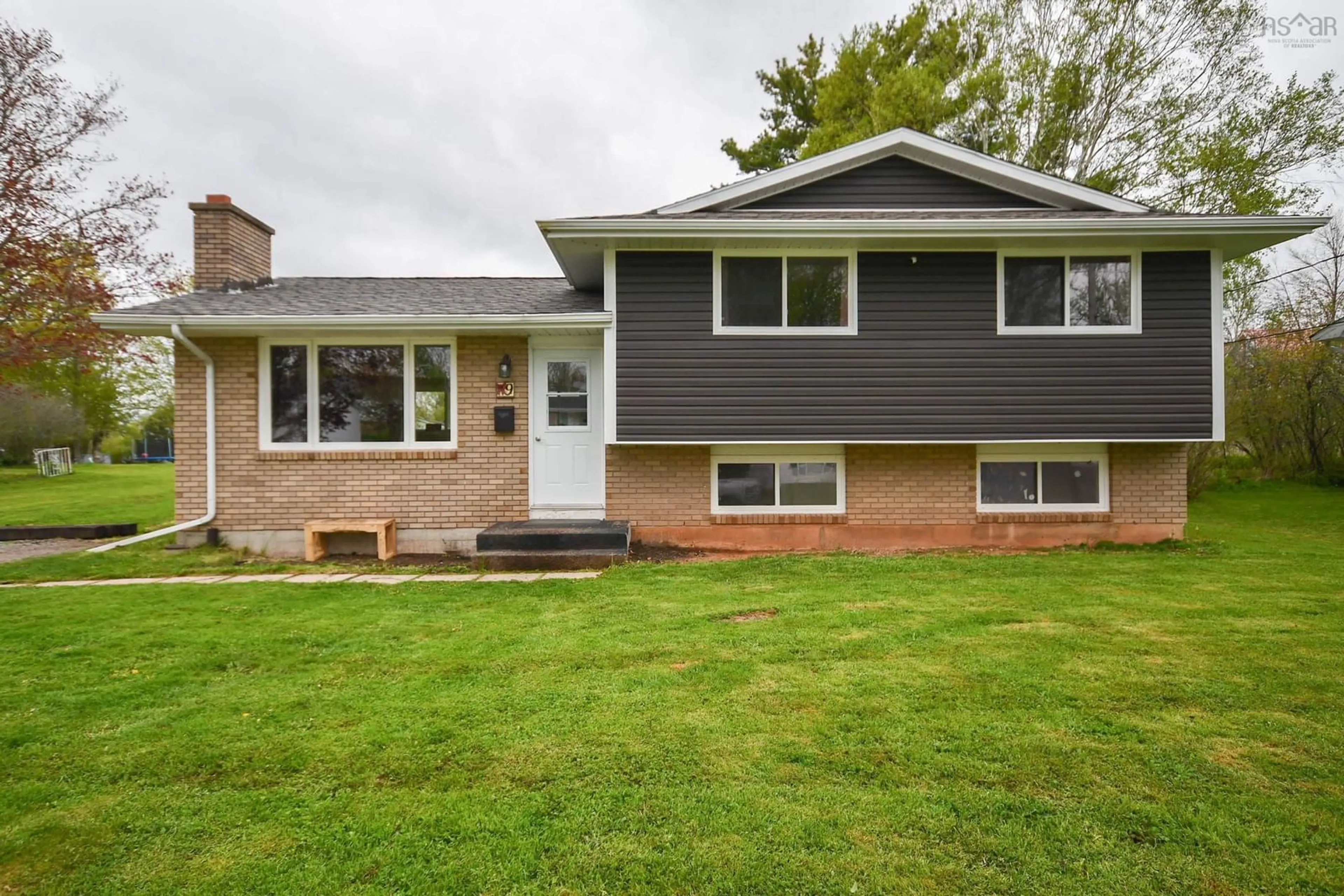 Home with vinyl exterior material, street for 9 Windale Dr, Bible Hill Nova Scotia B2N 2X4