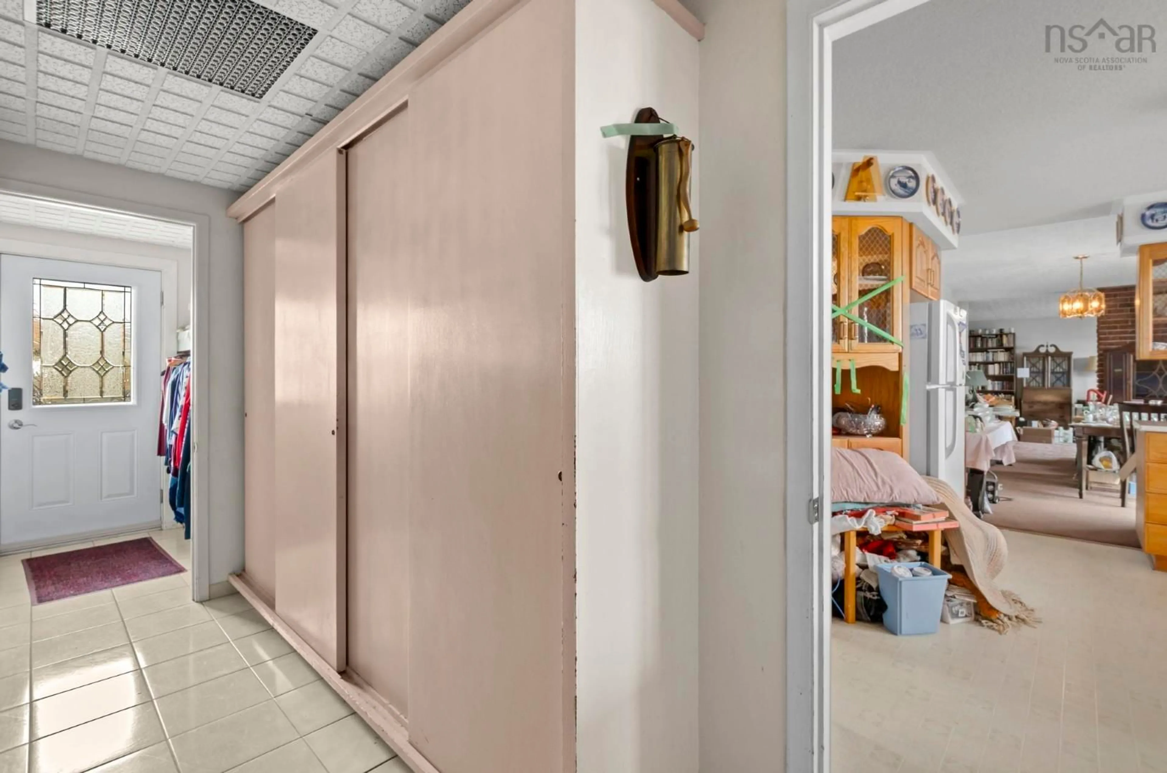 Indoor foyer for 45 Littles Rd, Terence Bay Nova Scotia B3T 1Y7