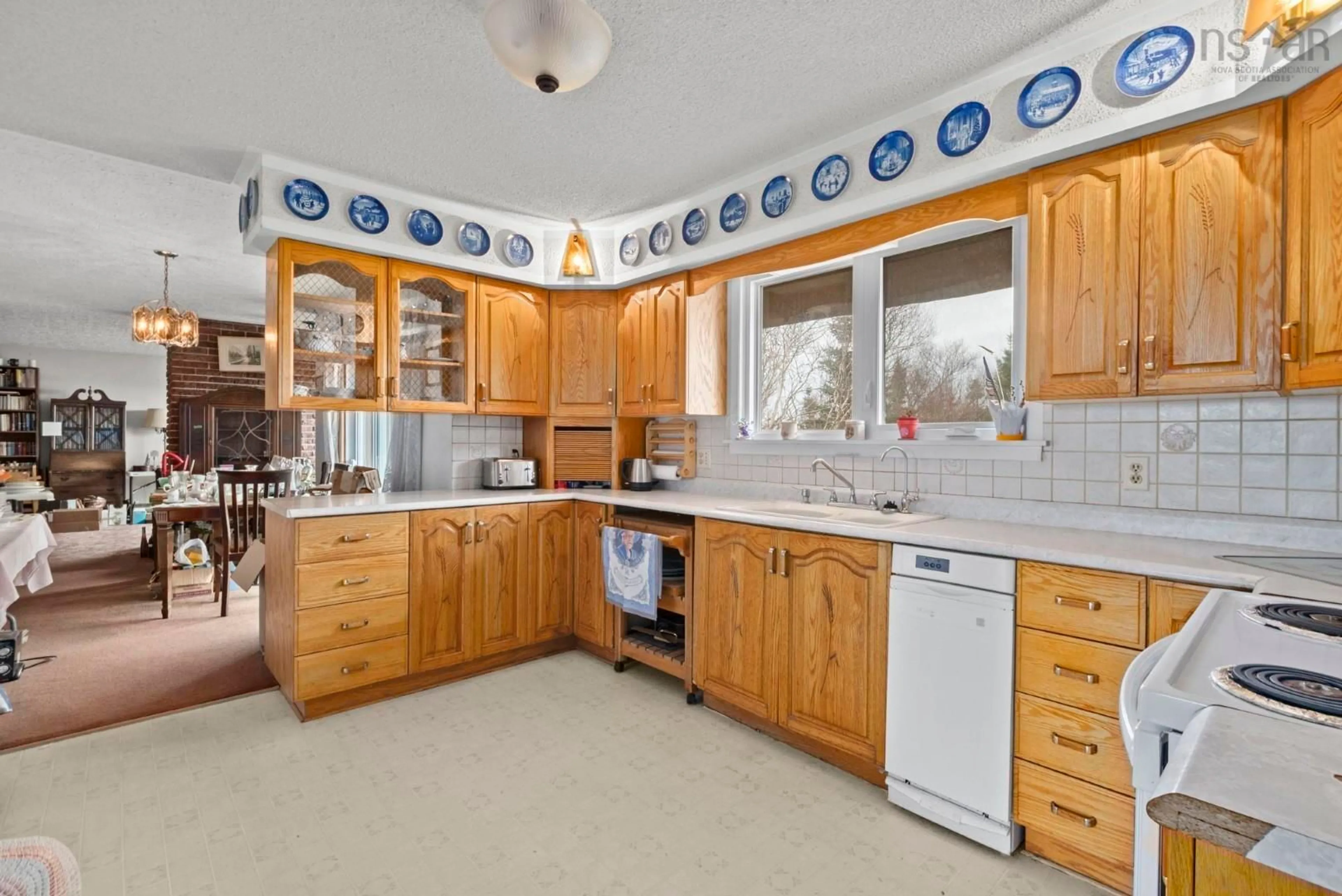 Standard kitchen, ceramic/tile floor for 45 Littles Rd, Terence Bay Nova Scotia B3T 1Y7