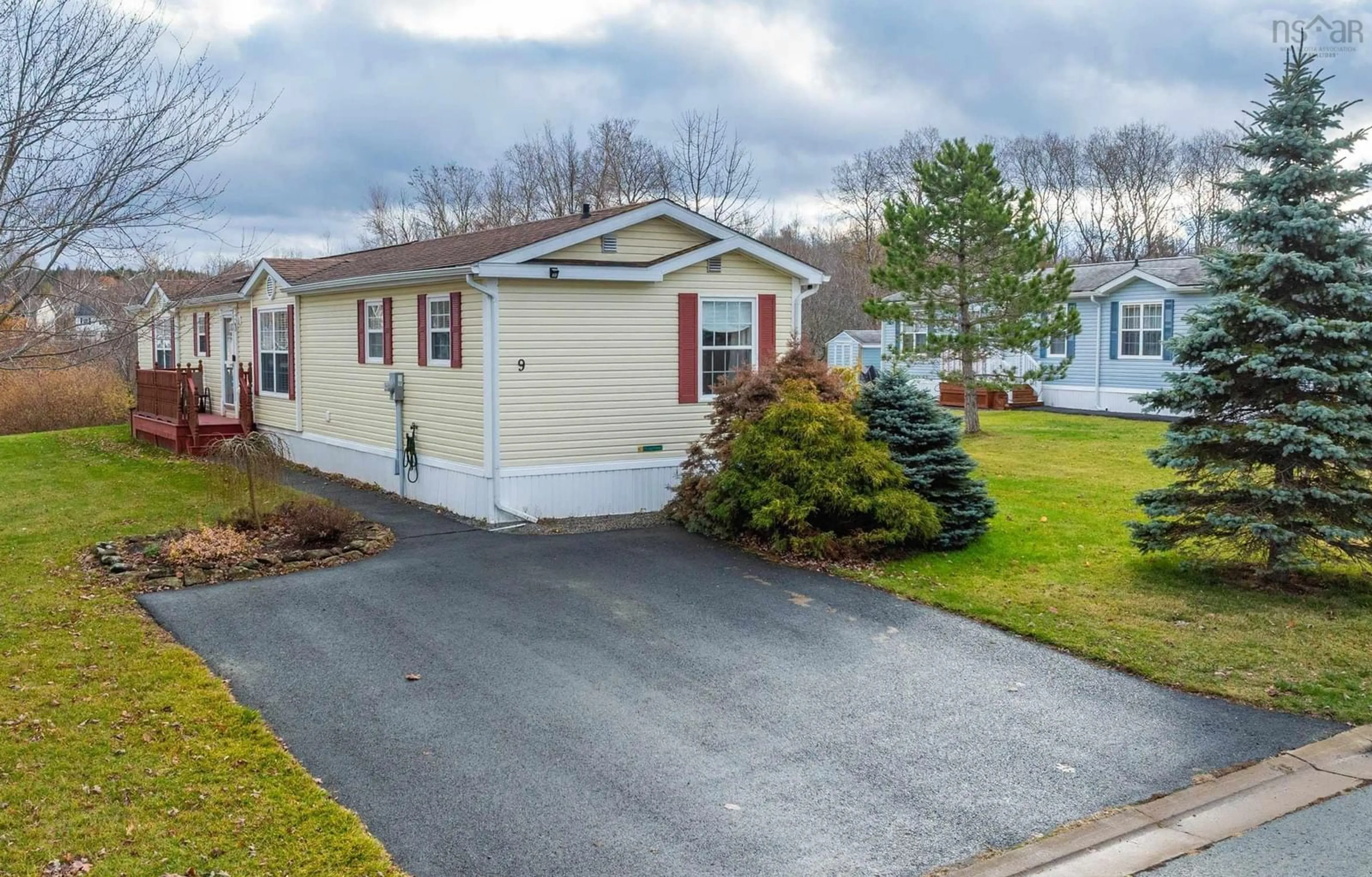 Home with vinyl exterior material, street for 9 Merriweather Cres, Garlands Crossing Nova Scotia B0N 2T0