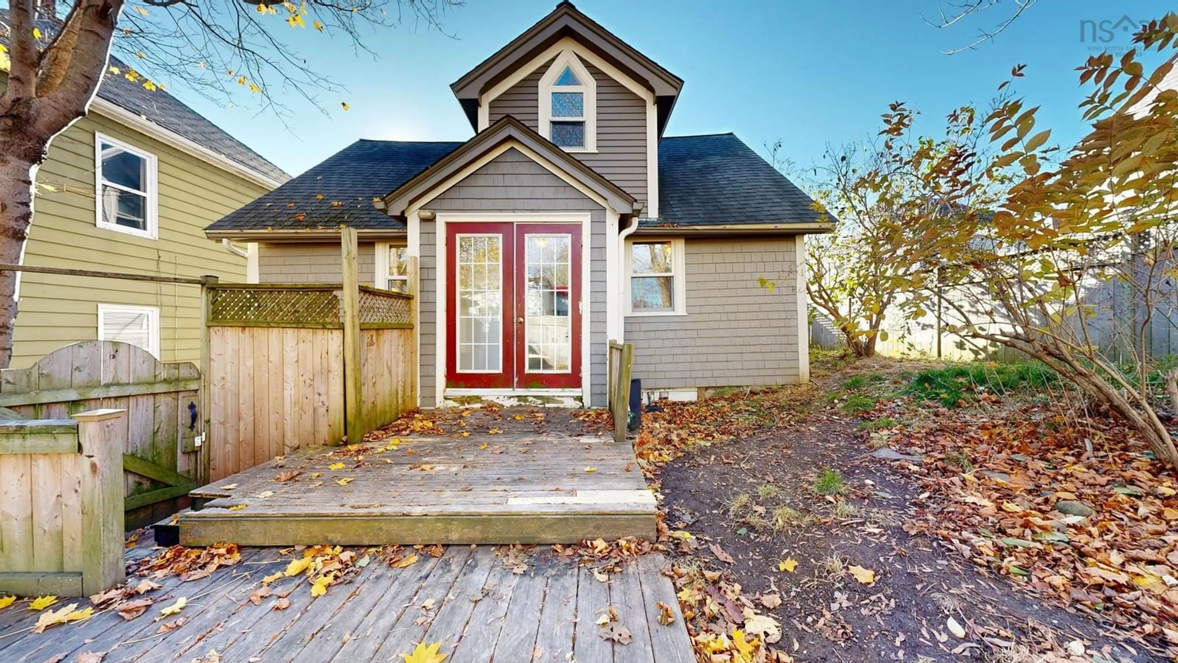 Unknown for 77 Fox St, Lunenburg Nova Scotia B0J 2C0