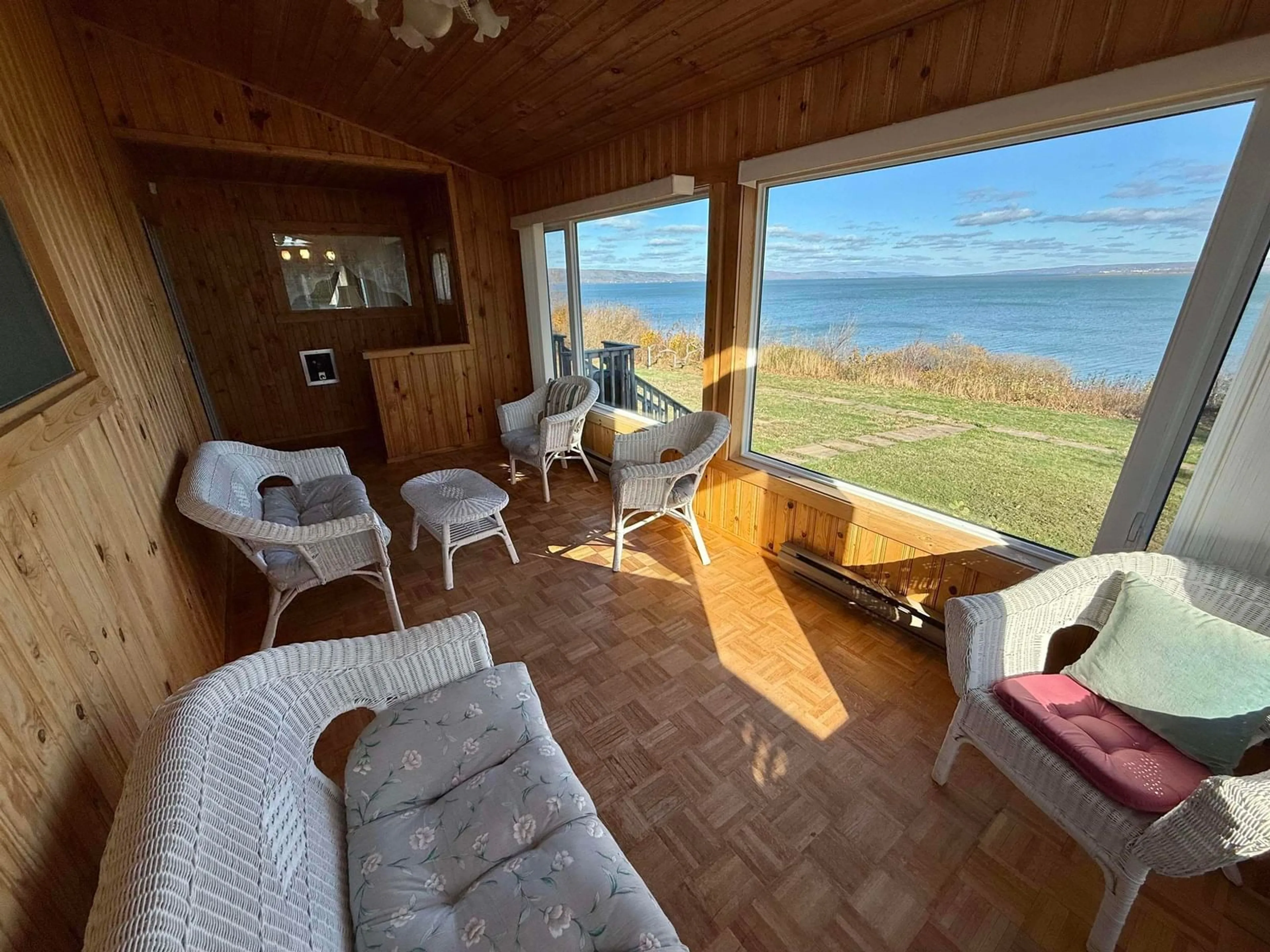 A pic of a room for 42 Montague Row, Digby Nova Scotia B0V 1A0