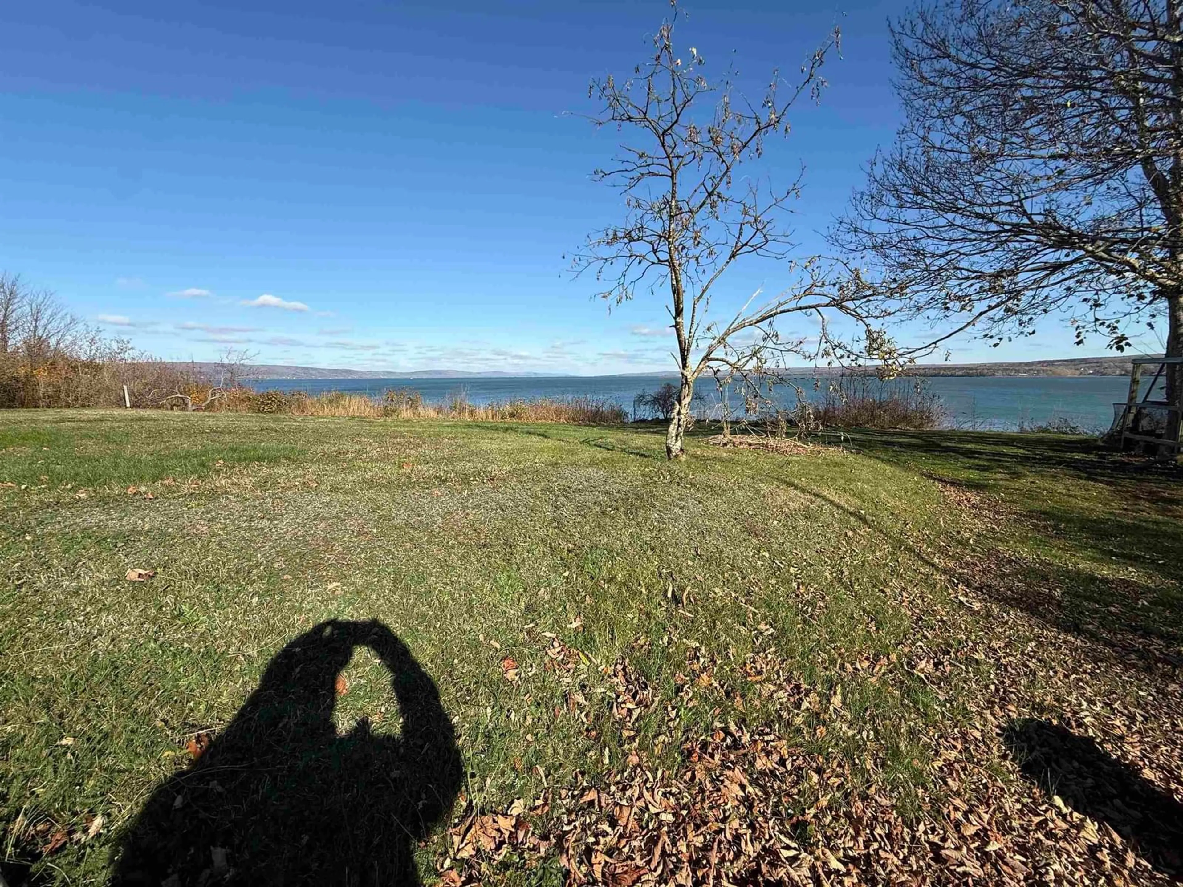 A pic from outside/outdoor area/front of a property/back of a property/a pic from drone, water/lake/river/ocean view for 42 Montague Row, Digby Nova Scotia B0V 1A0