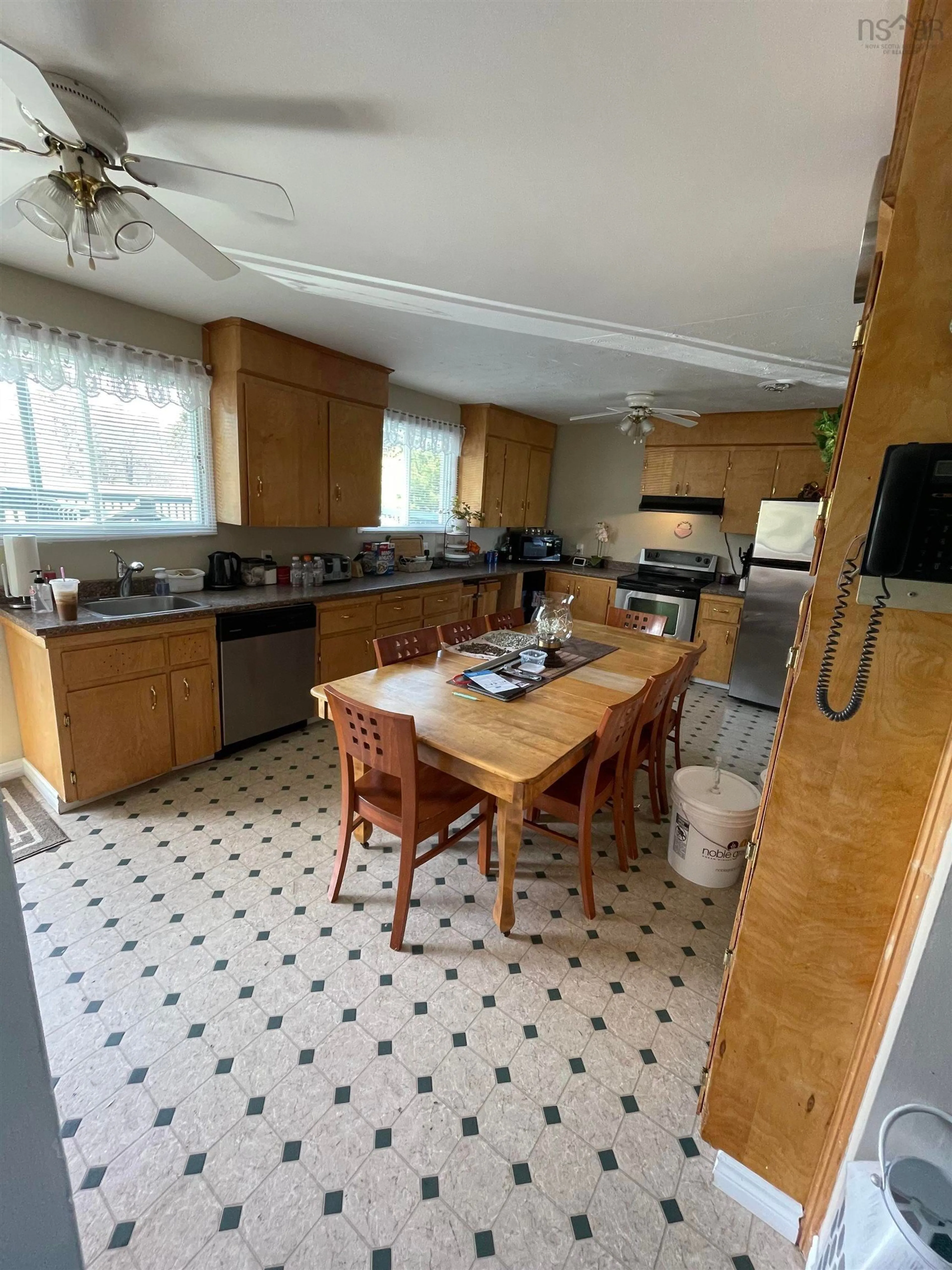 Unknown for 390 Beaver Bank Rd, Beaver Bank Nova Scotia B4E 1K4