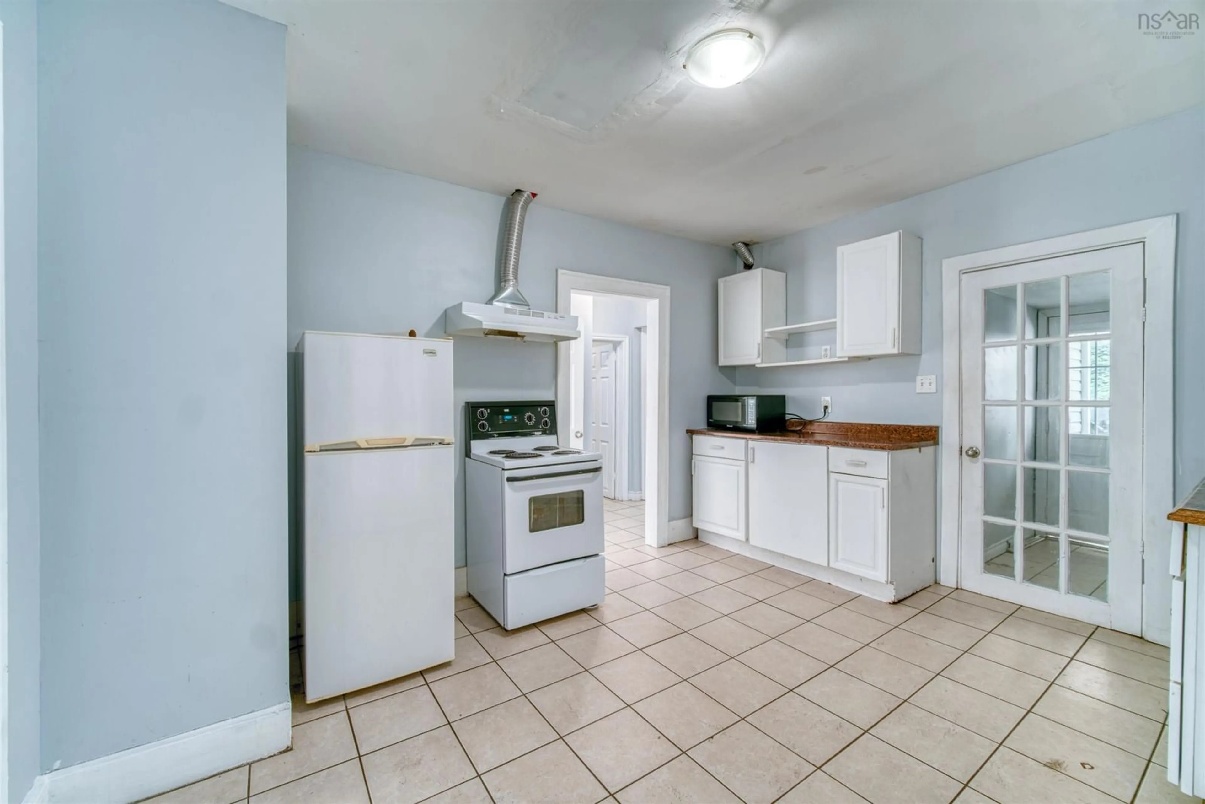 Standard kitchen, unknown for 20-22 Coronet Ave, Halifax Nova Scotia B3N 1L5