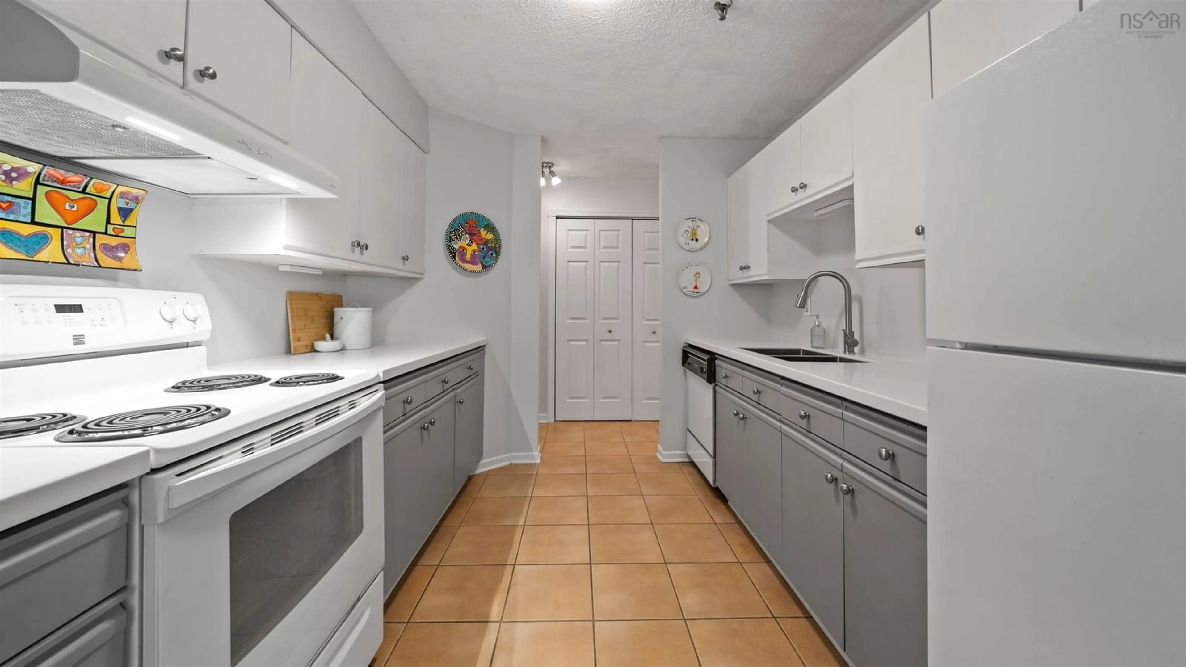 Standard kitchen, ceramic/tile floor for 51 Wimbledon Rd #113, Bedford Nova Scotia B4A 3M7