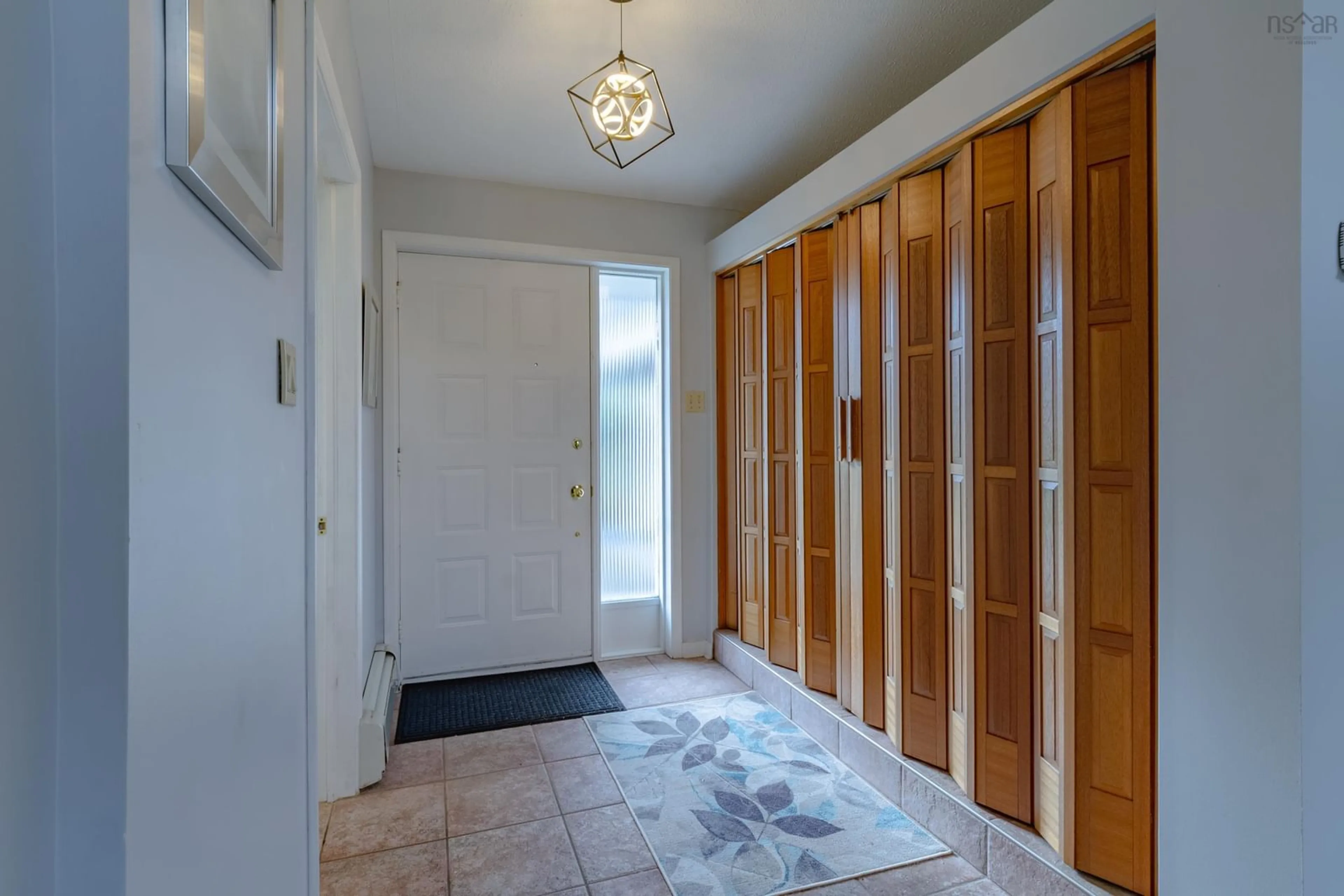 Indoor entryway for 23 Caie Cres, Yarmouth Nova Scotia B5A 1N5