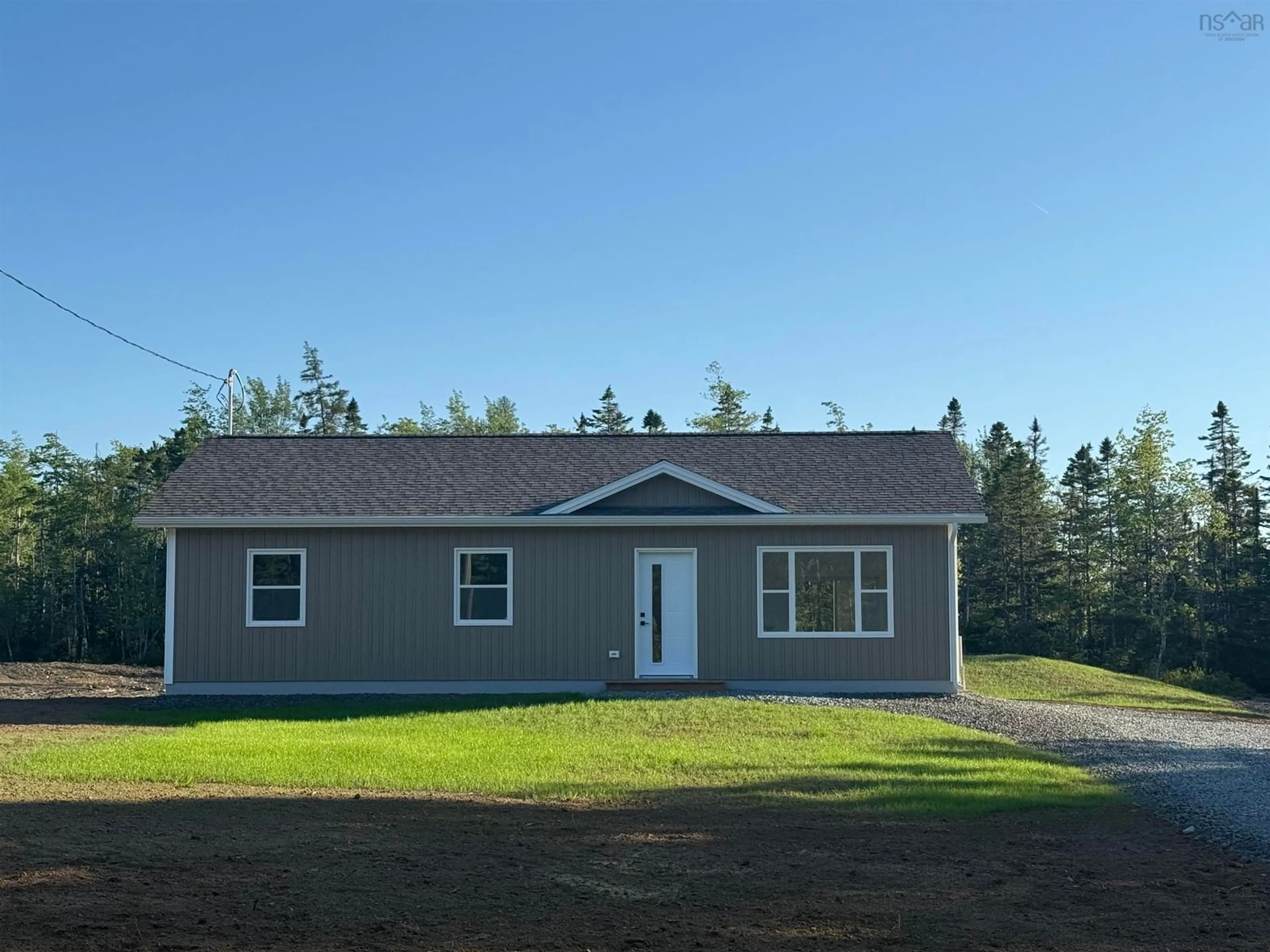 Home with vinyl exterior material, building for 4253 325 Hwy, Newcombville Nova Scotia B4V 7W1