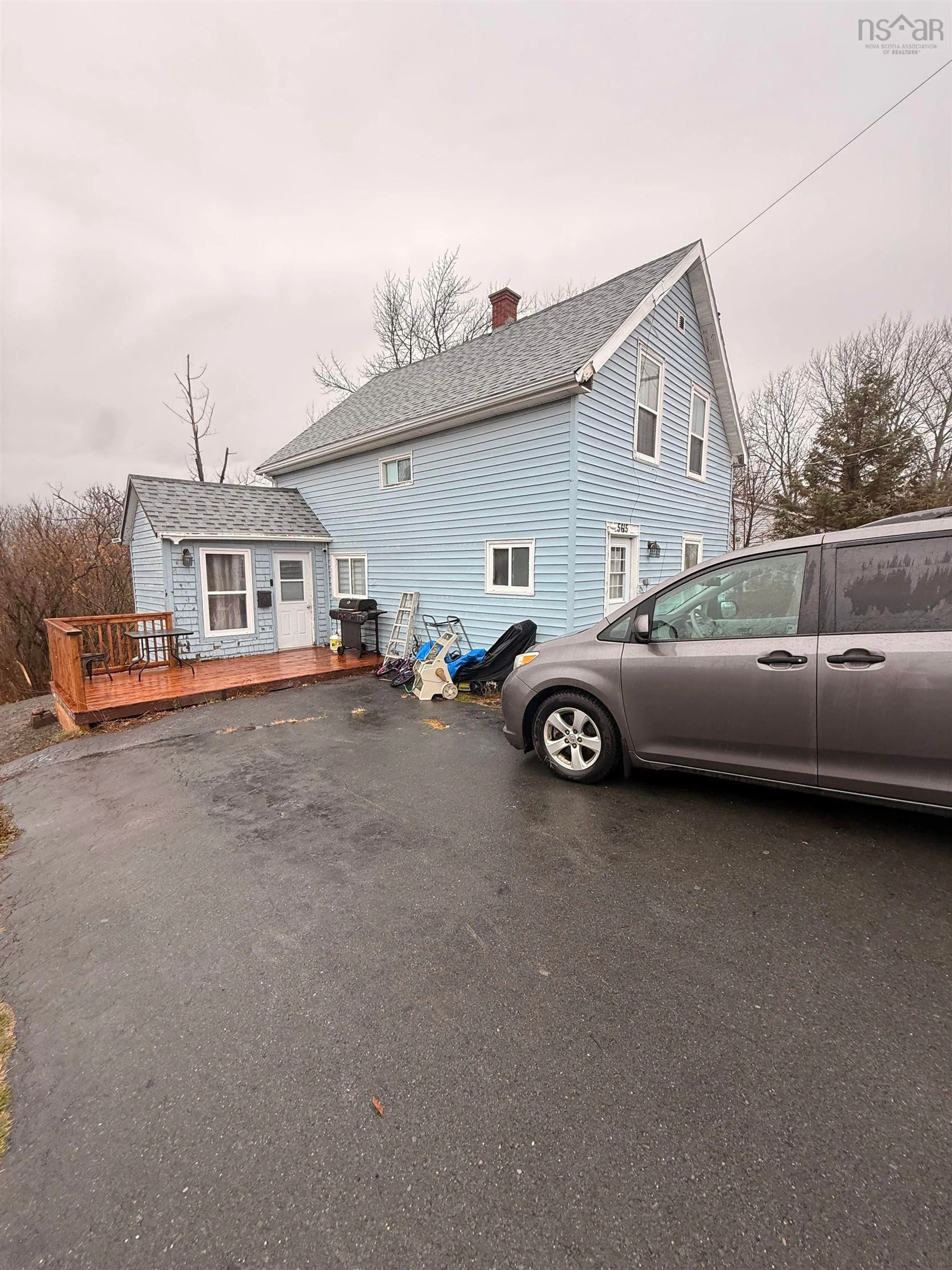 A pic from outside/outdoor area/front of a property/back of a property/a pic from drone, street for 5615 Prospect Rd, New Minas Nova Scotia B4N 3K5