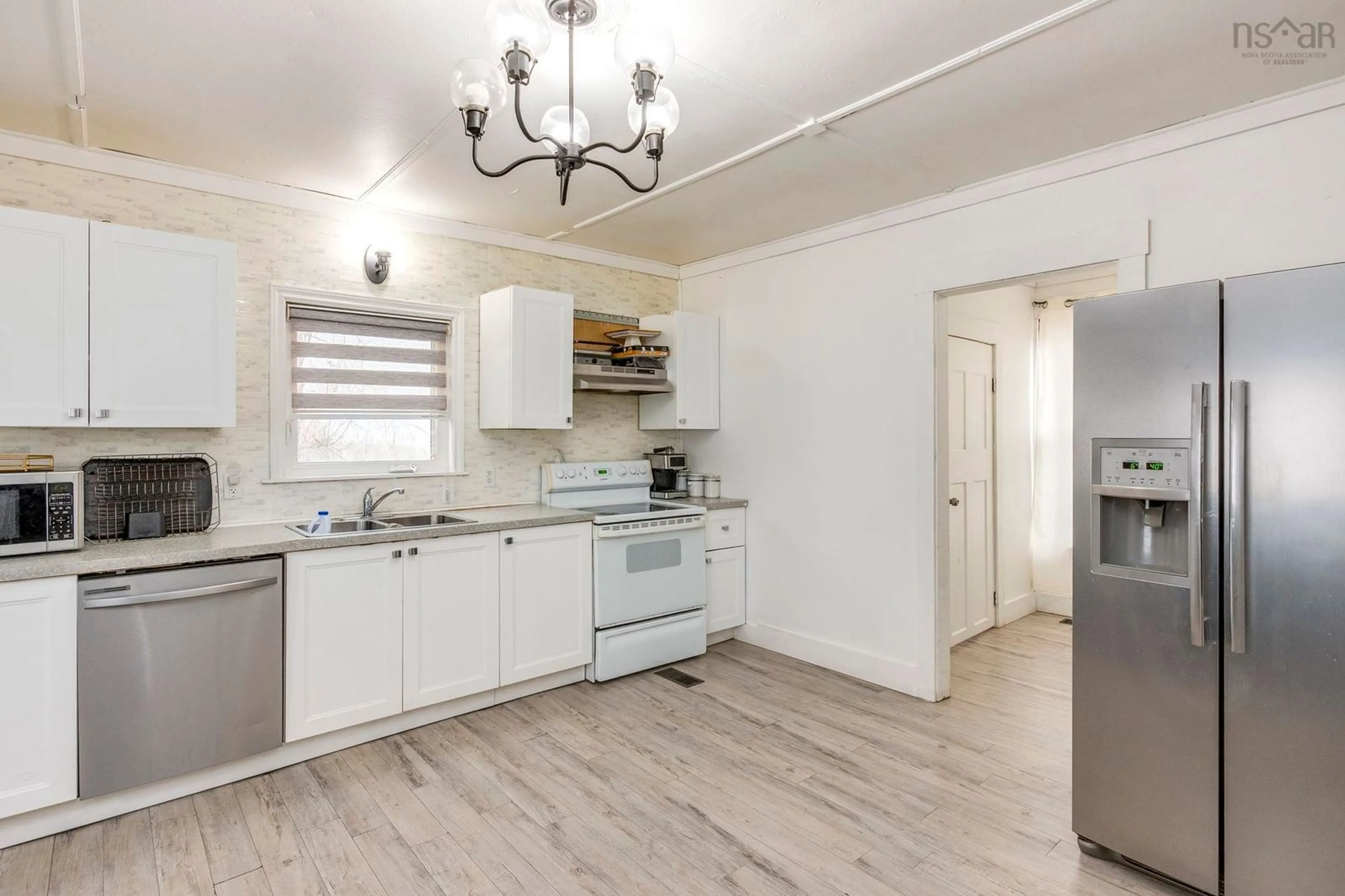 Standard kitchen, unknown for 5615 Prospect Rd, New Minas Nova Scotia B4N 3K5