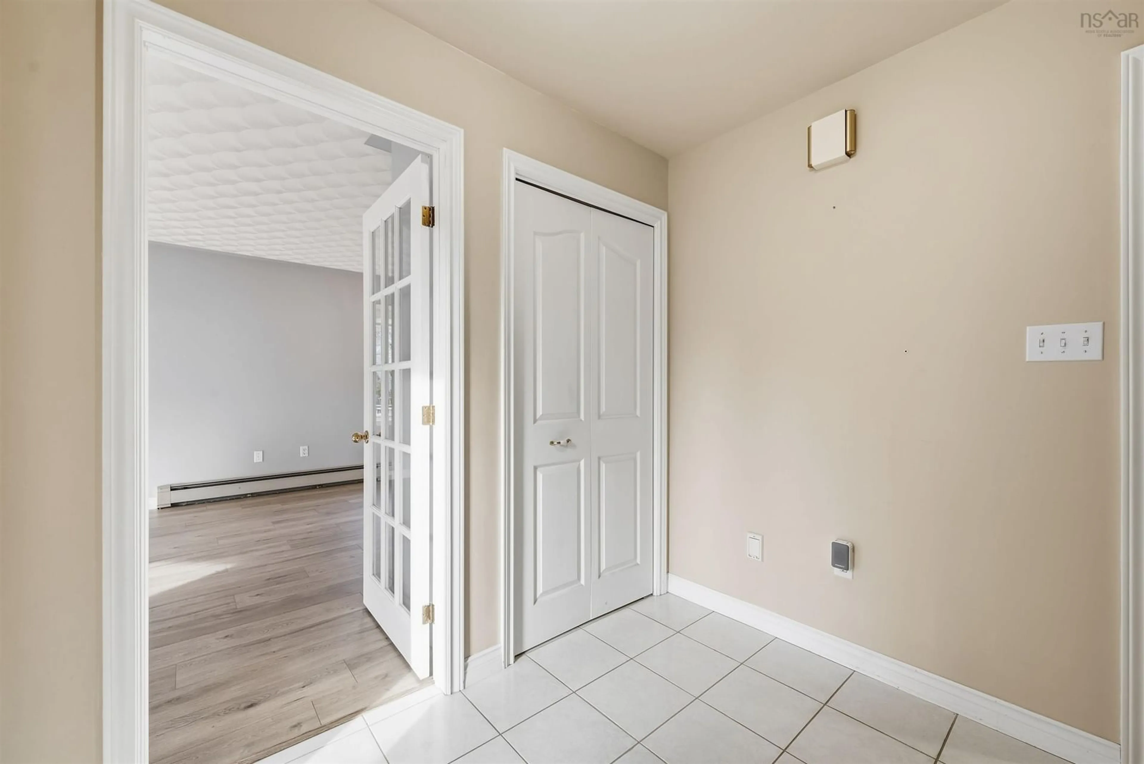 Unknown for 331 Moirs Mill Rd, Bedford Nova Scotia B4A 3Y3