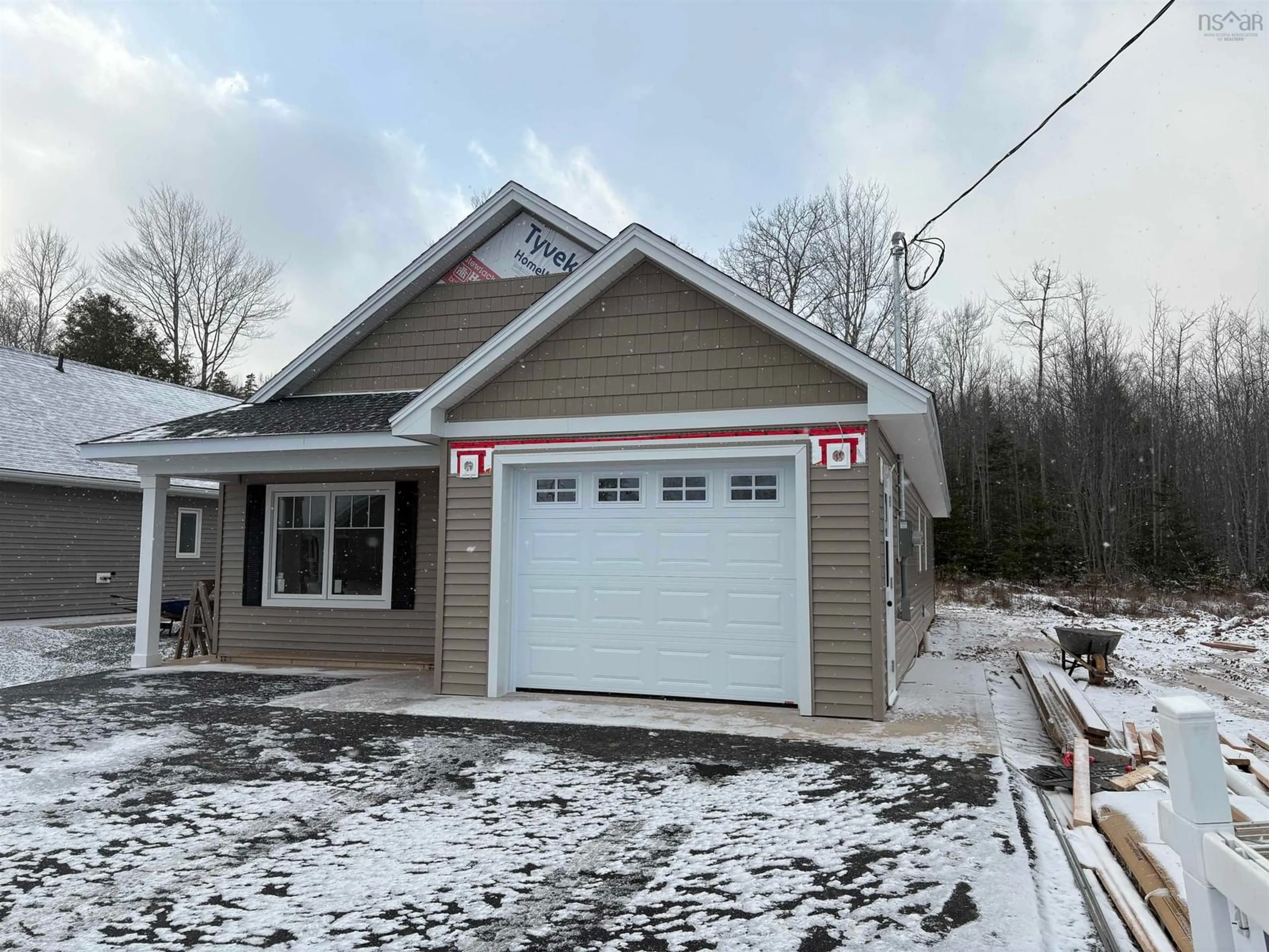 Indoor garage for 44 Amelia Ave, Stewiacke Nova Scotia B0N 2J0
