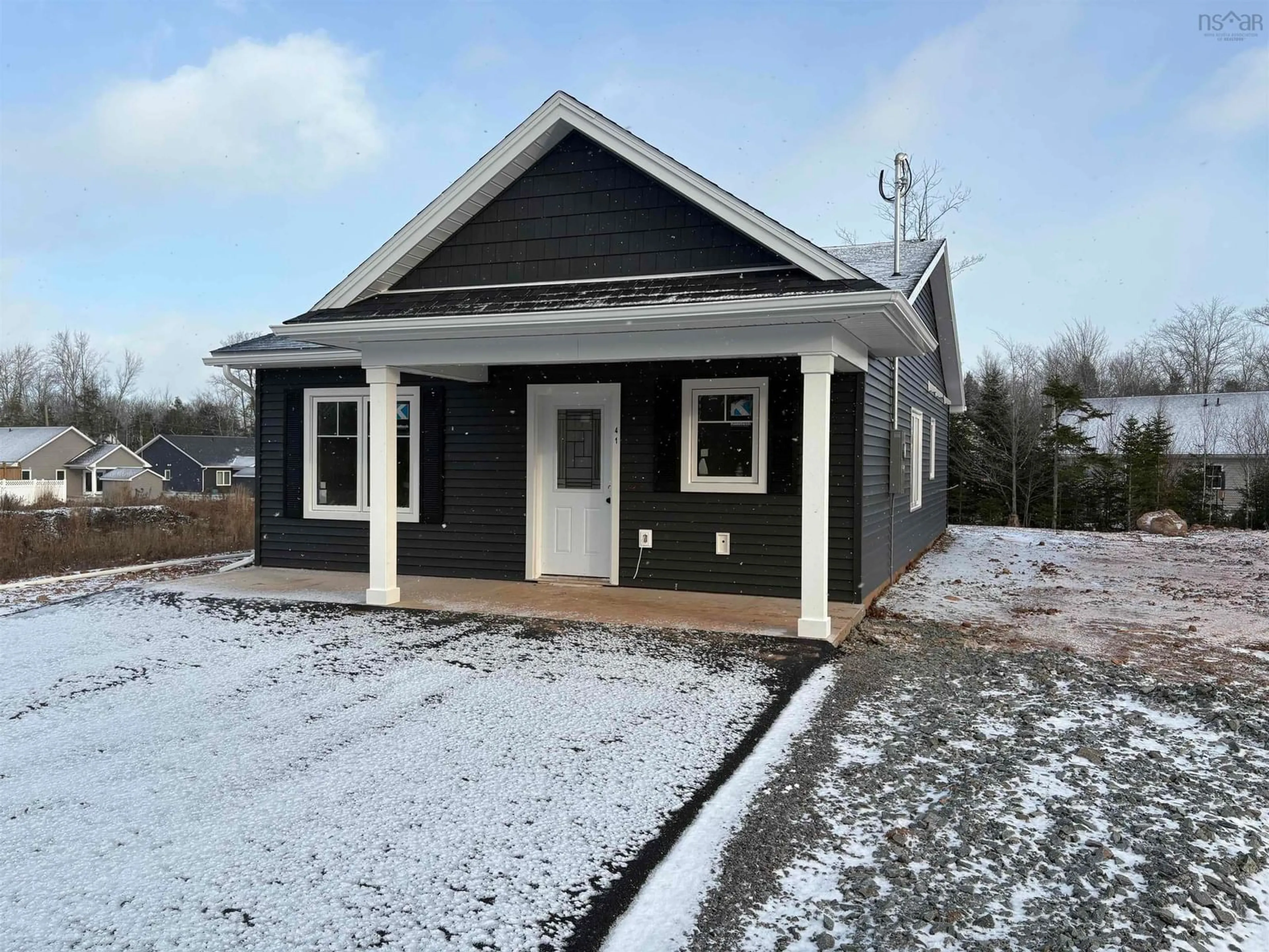 Home with vinyl exterior material, building for 41 Amelia Ave Ave, Stewiacke Nova Scotia B0N 2J0