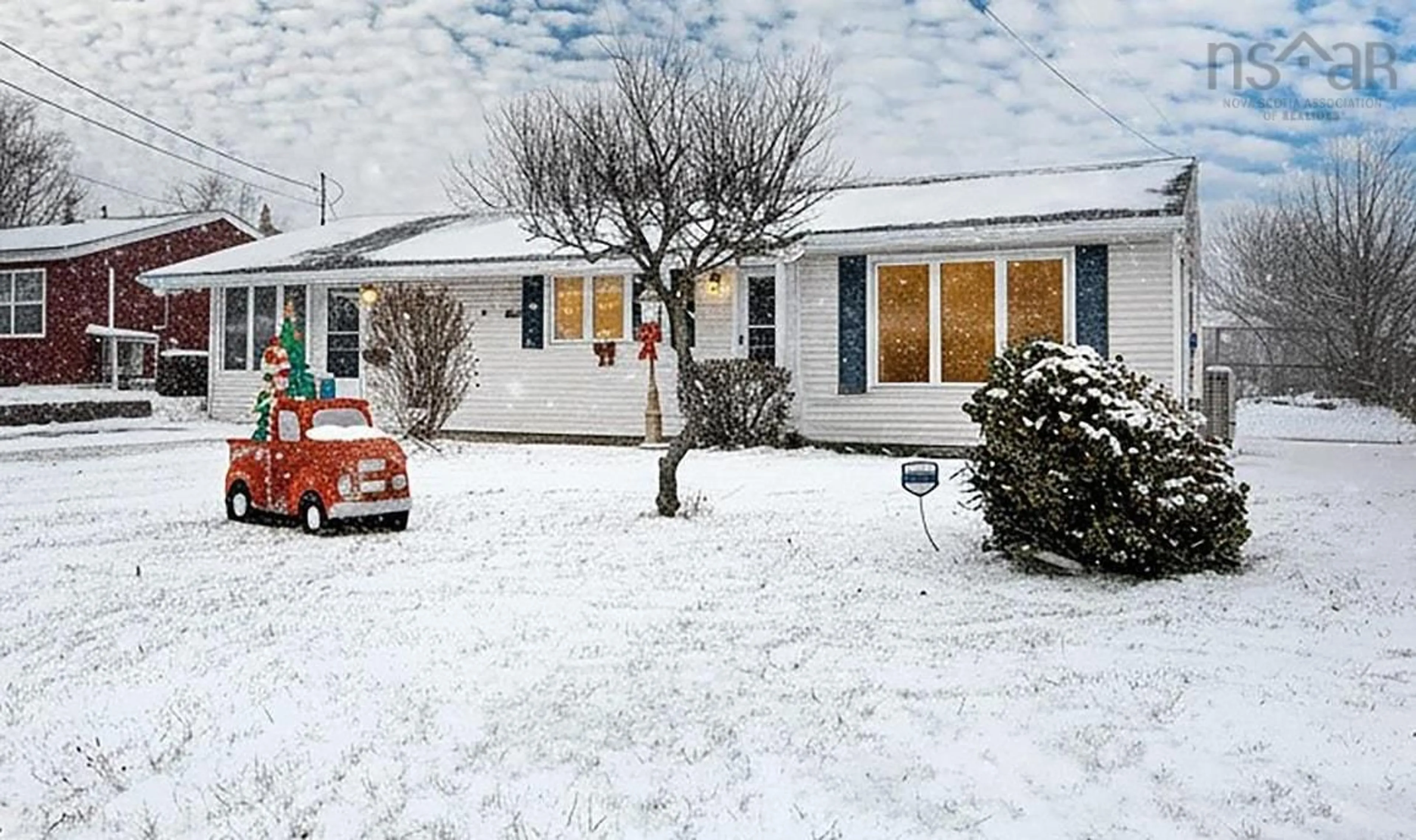 A pic from outside/outdoor area/front of a property/back of a property/a pic from drone, street for 5 Rannoch Rd, Dartmouth Nova Scotia B2X 1J6