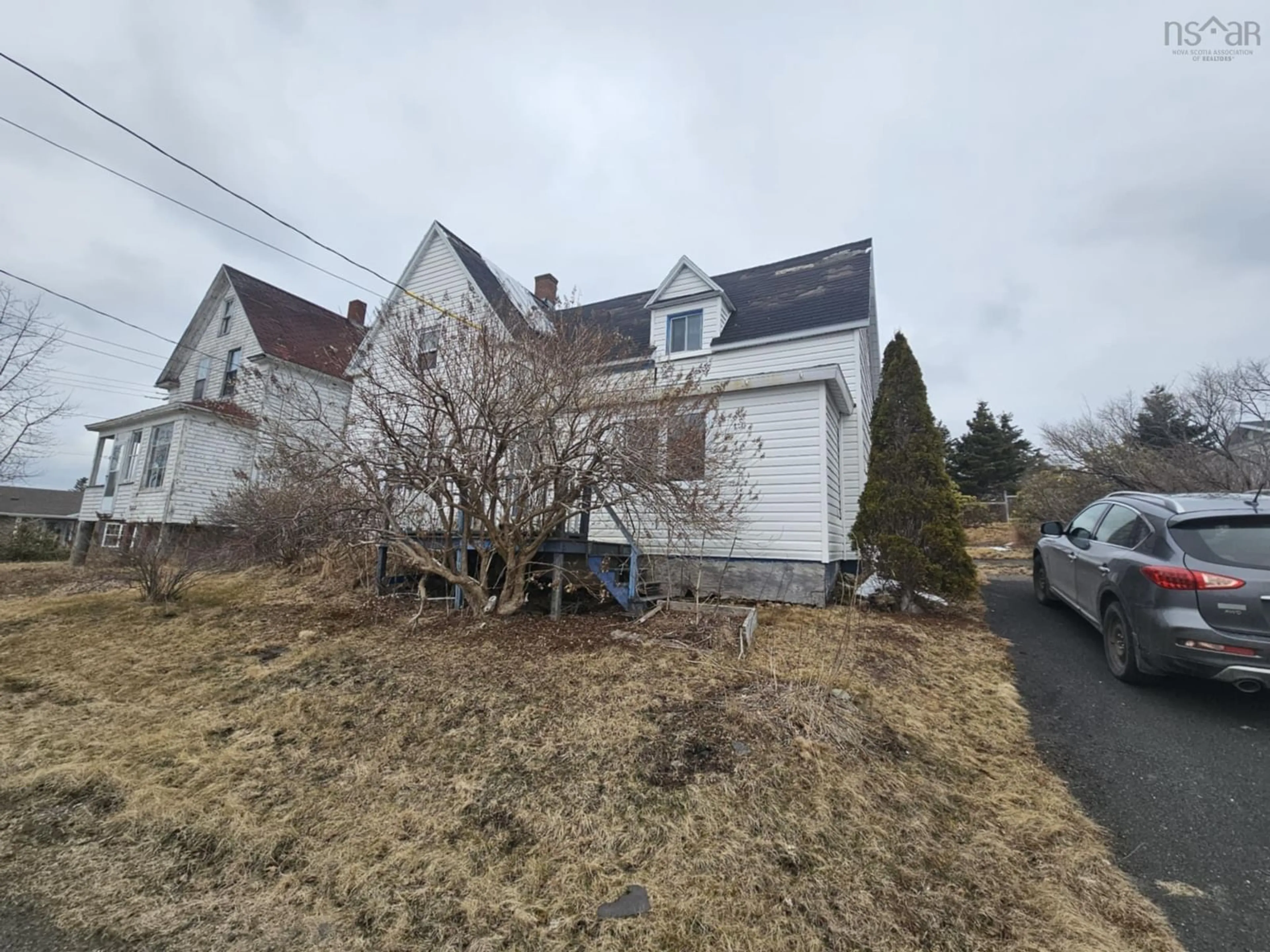 A pic from outside/outdoor area/front of a property/back of a property/a pic from drone, street for 3 Verrier Cres, Louisbourg Nova Scotia B1C 2K2