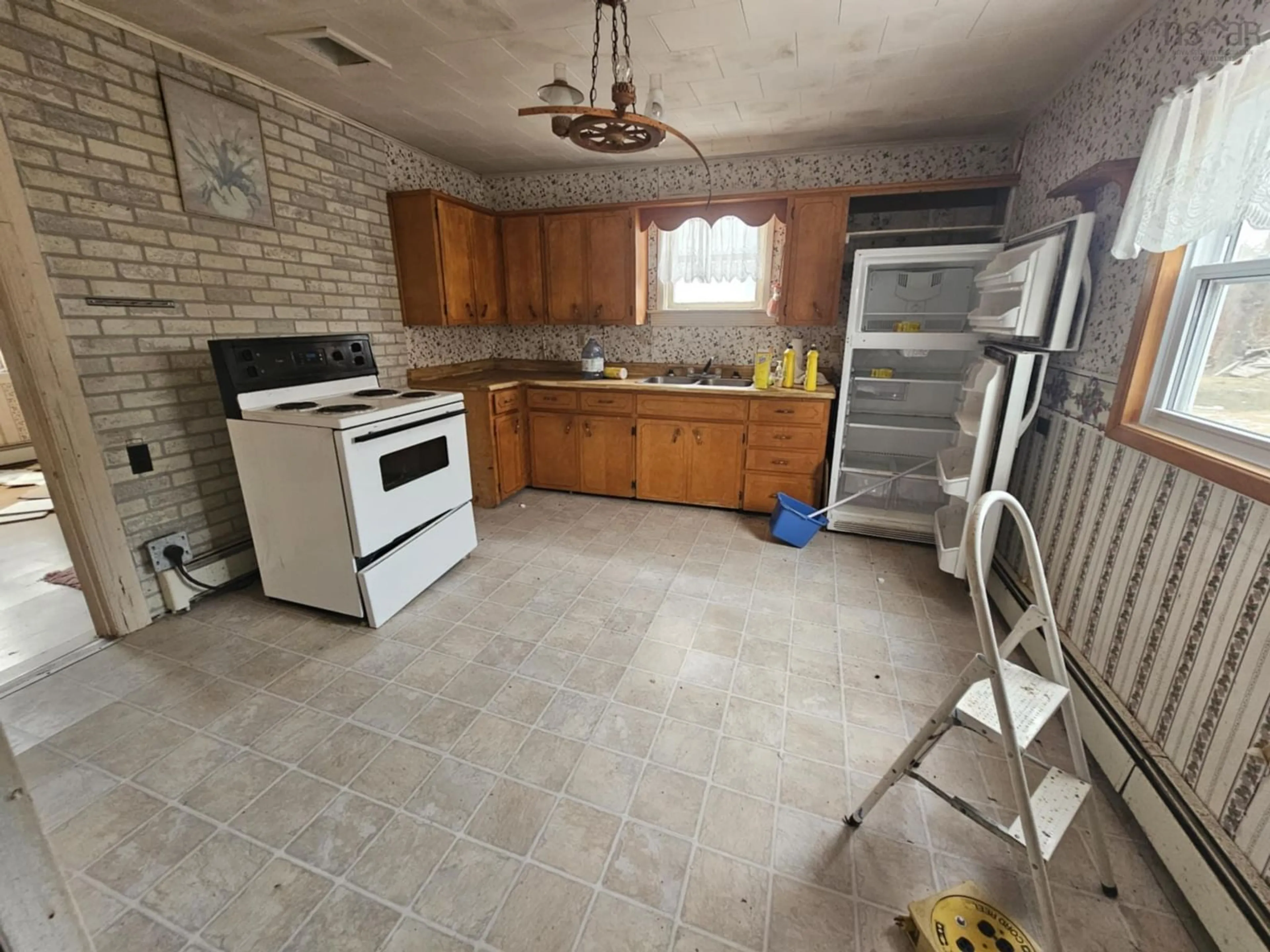 Standard kitchen, unknown for 3 Verrier Cres, Louisbourg Nova Scotia B1C 2K2