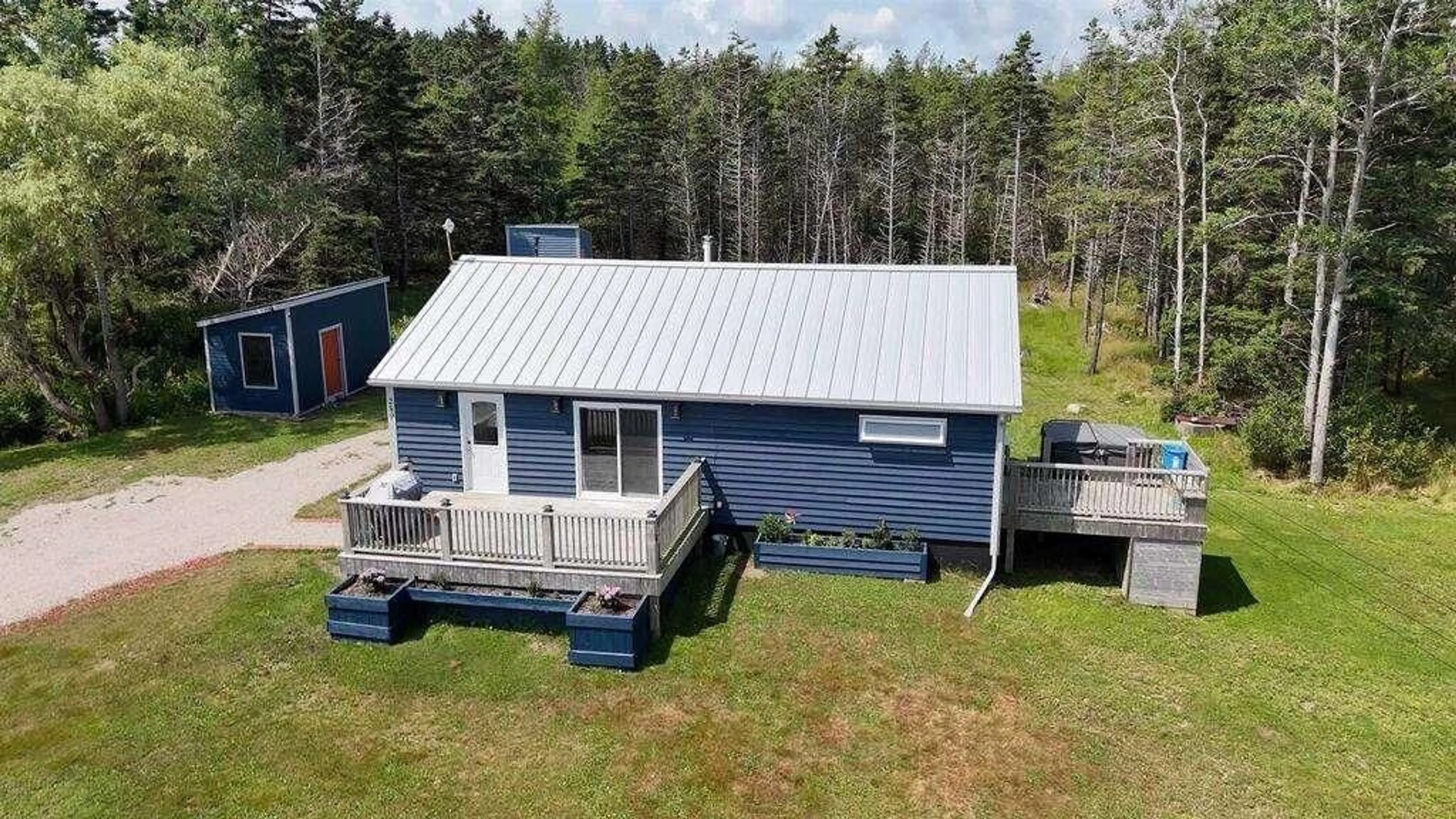 A pic from outside/outdoor area/front of a property/back of a property/a pic from drone, building for 259 Big Tancook Island Rd, Big Tancook Island Nova Scotia B0J 3G0