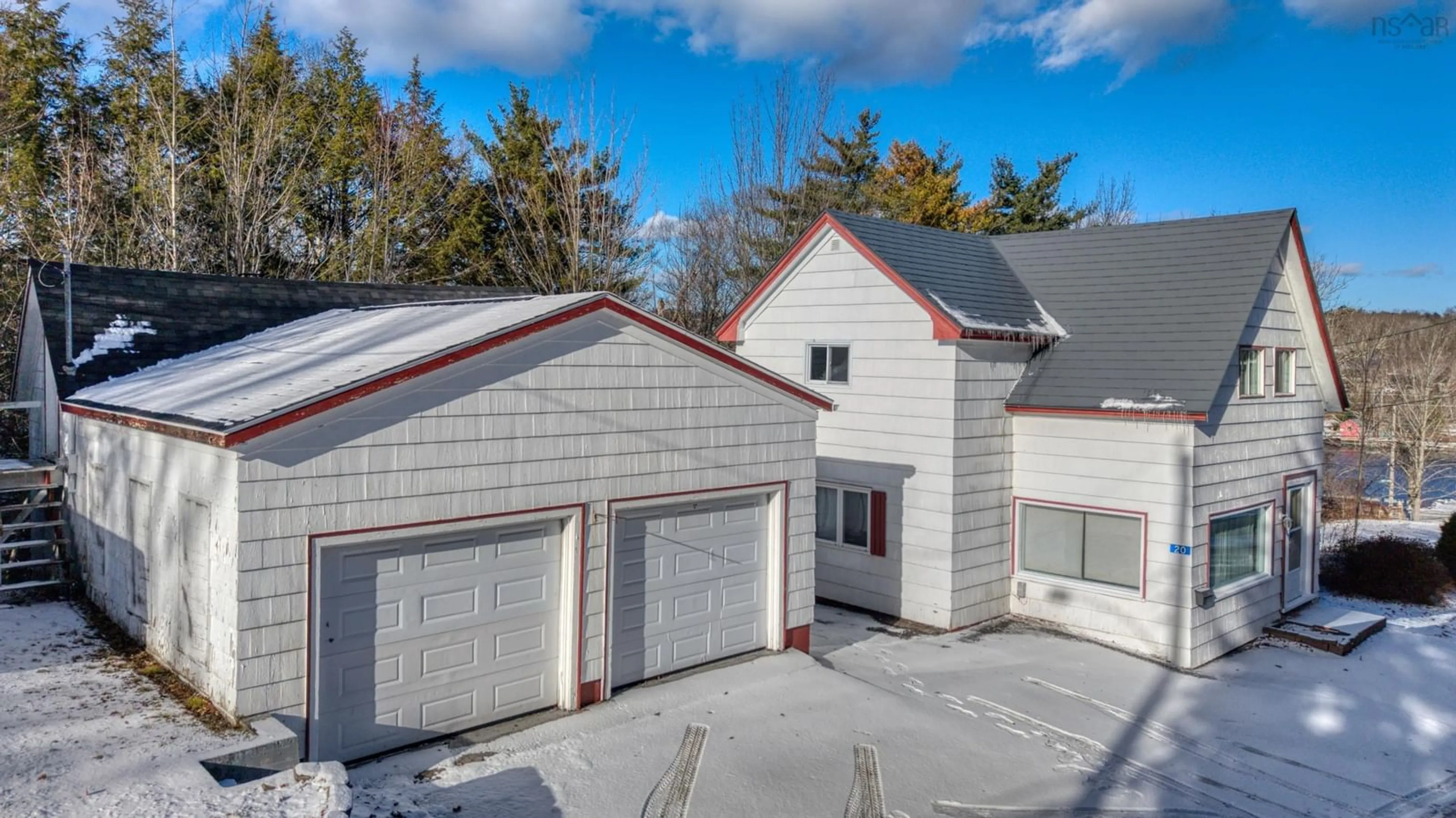 A pic from outside/outdoor area/front of a property/back of a property/a pic from drone, street for 20 Pine St, Bridgewater Nova Scotia B4V 1X5