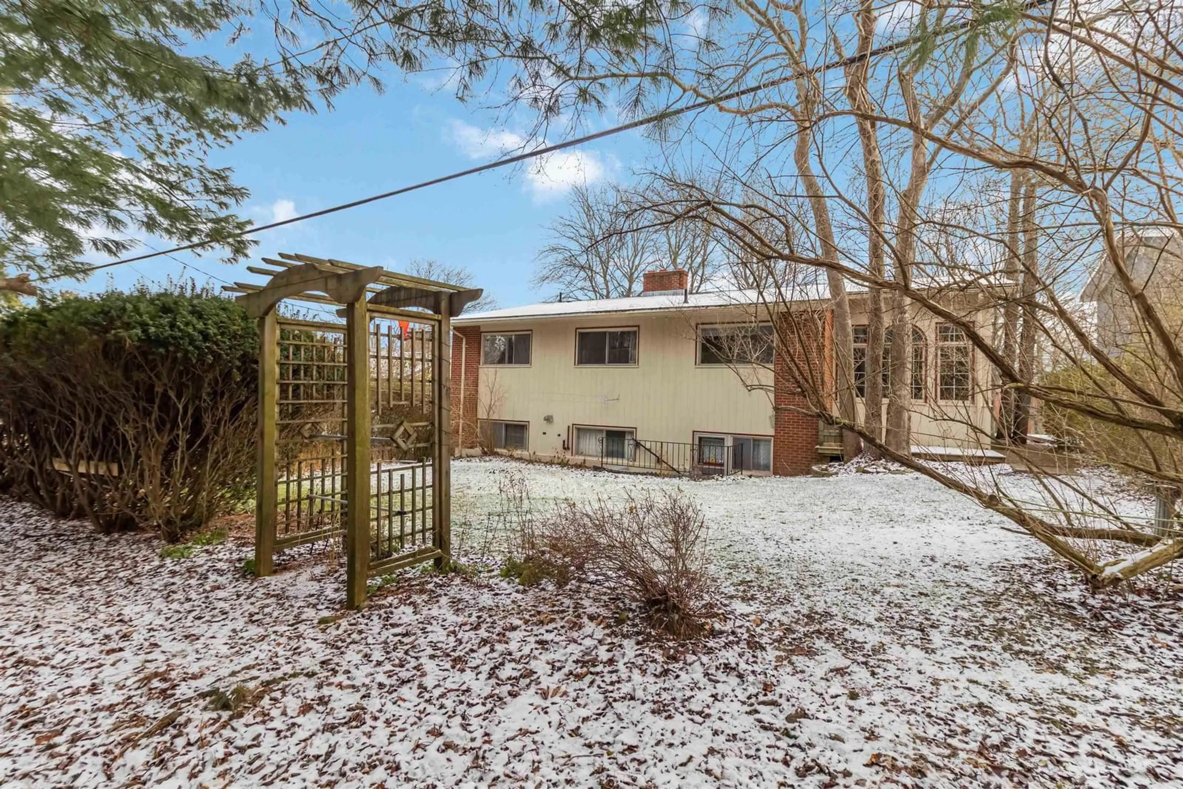 Patio, unknown for 71 Woodward Cres, Halifax Nova Scotia B3M 1J6