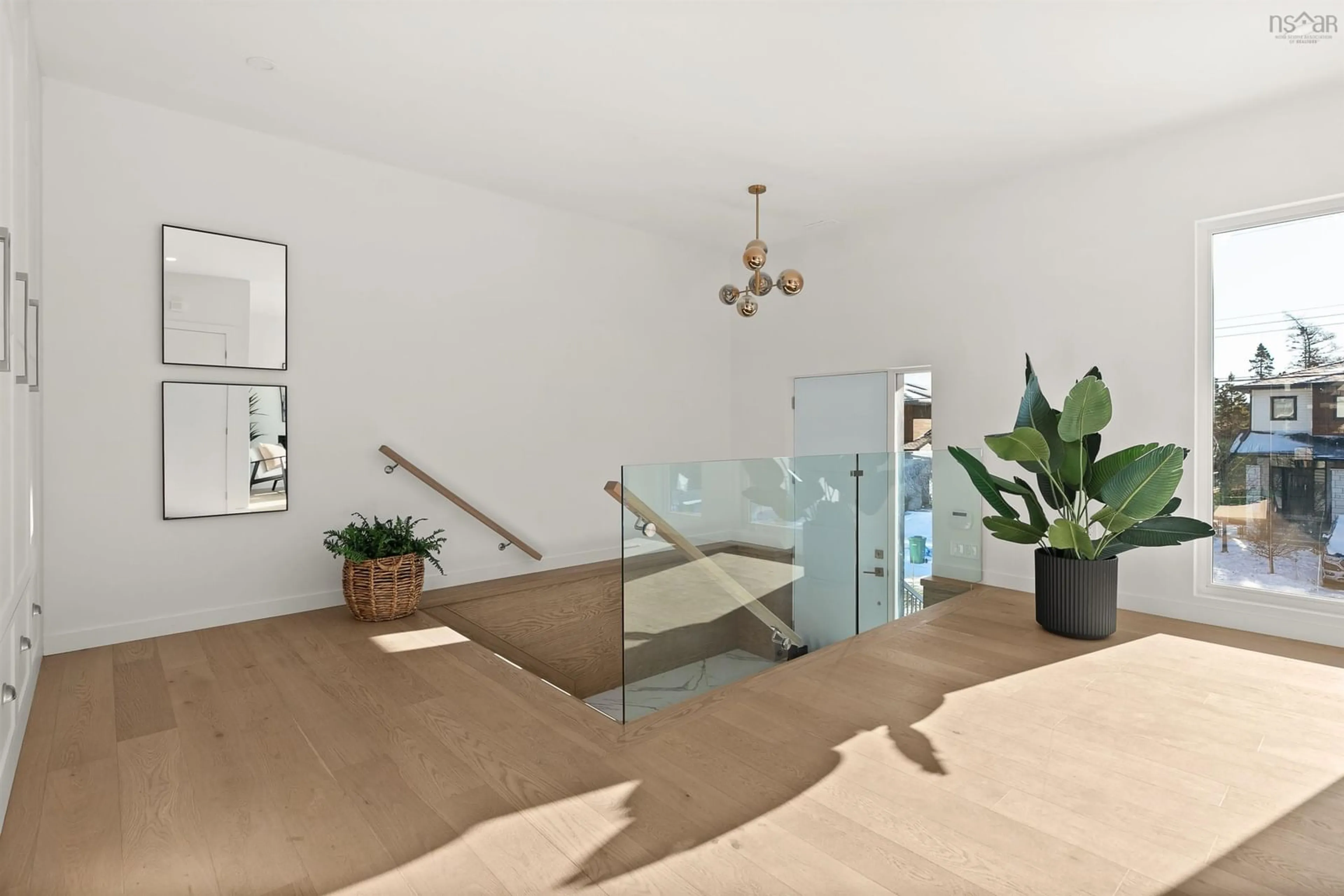 Indoor foyer for 112 Samaa Crt, Bedford West Nova Scotia B4B 0Y4