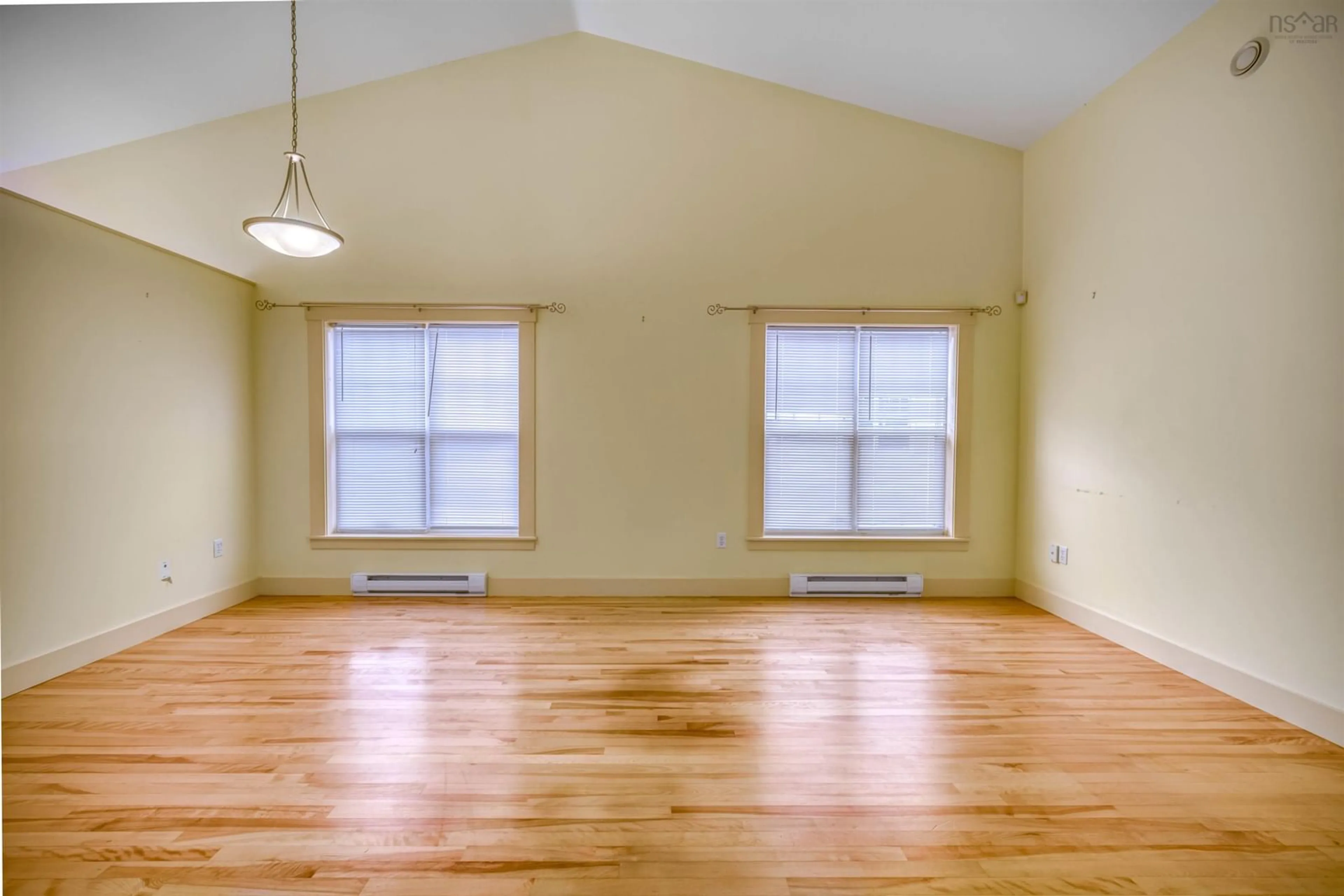 A pic of a room for 16 Hillspire Grove, Dartmouth Nova Scotia B2W 6P4