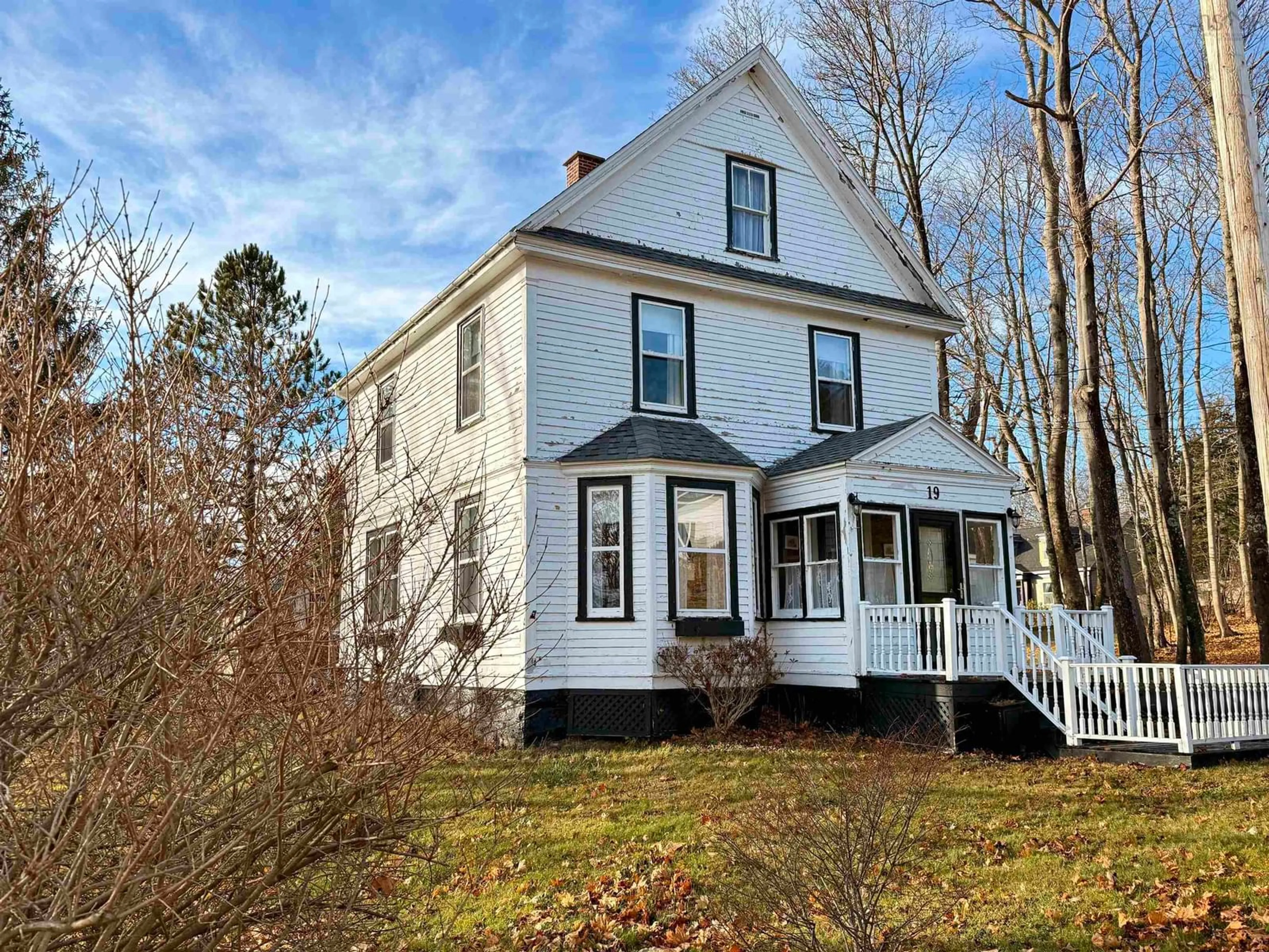 Home with vinyl exterior material, building for 19 Patterson Street, Pictou Nova Scotia B0K 1H0
