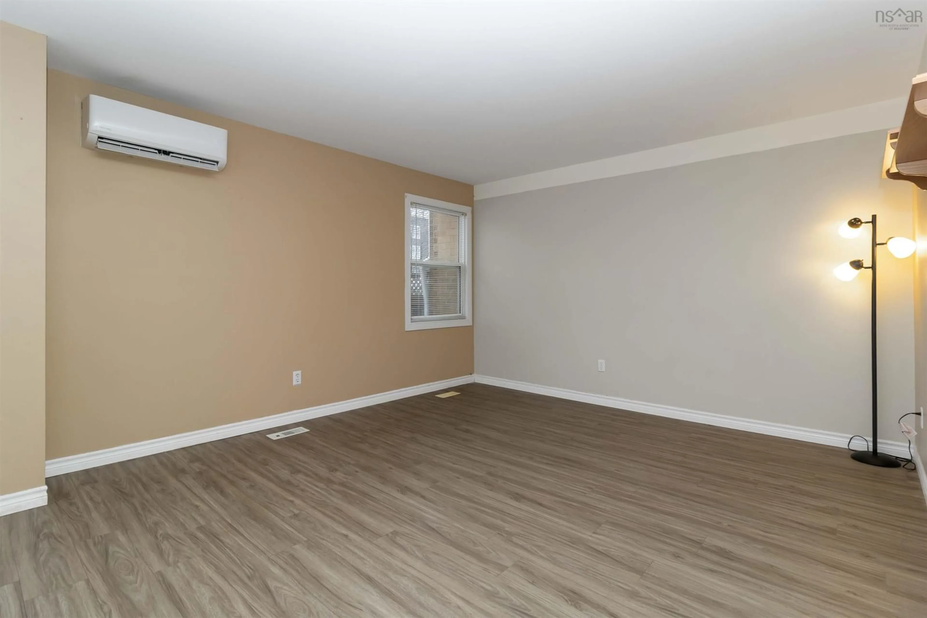 A pic of a room for 23 Aberdeen Crt, Woodlawn Nova Scotia B2X 1K4
