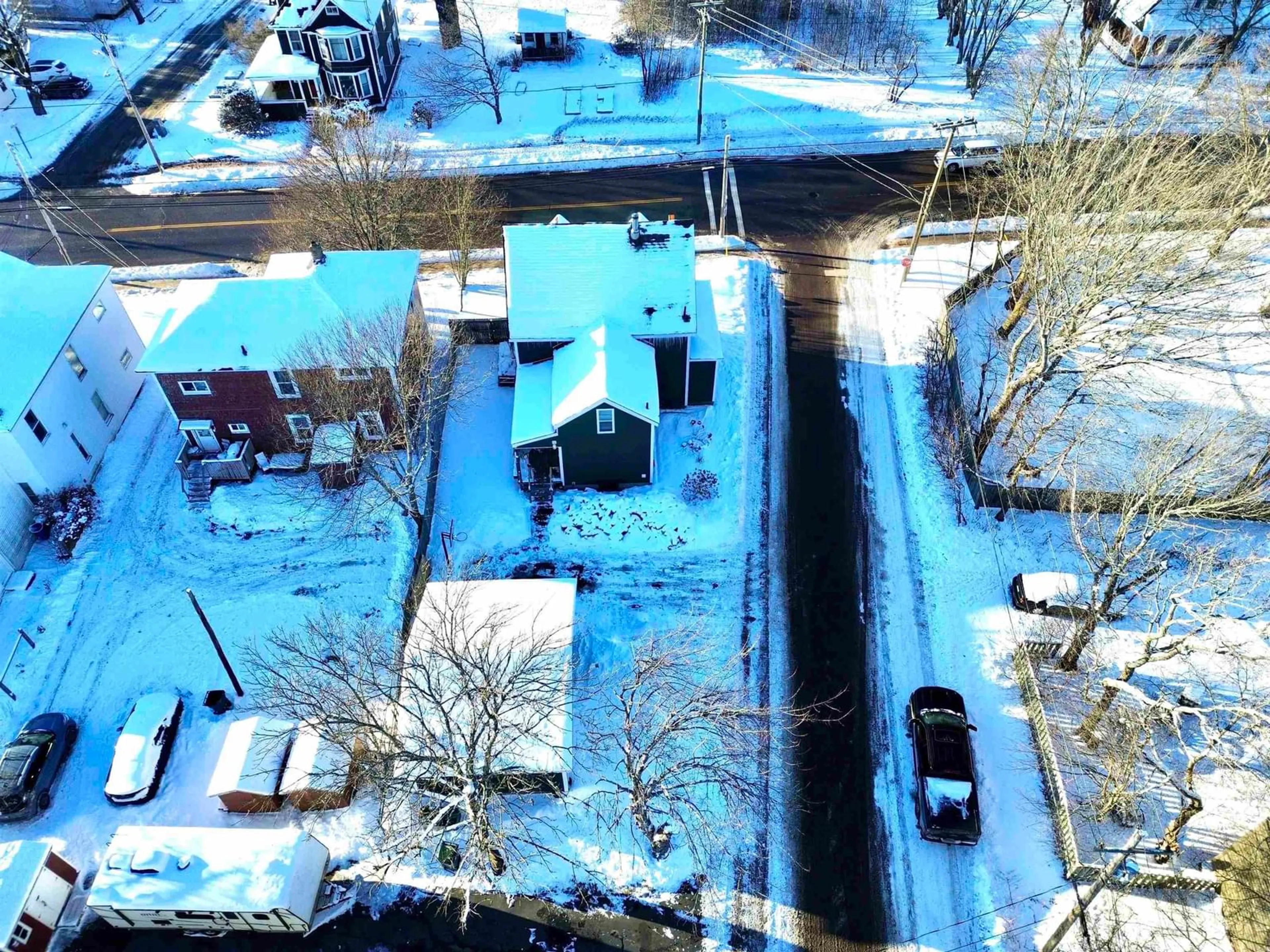 A pic from outside/outdoor area/front of a property/back of a property/a pic from drone, city buildings view from balcony for 50 Victoria St, Amherst Nova Scotia B4H 1C4