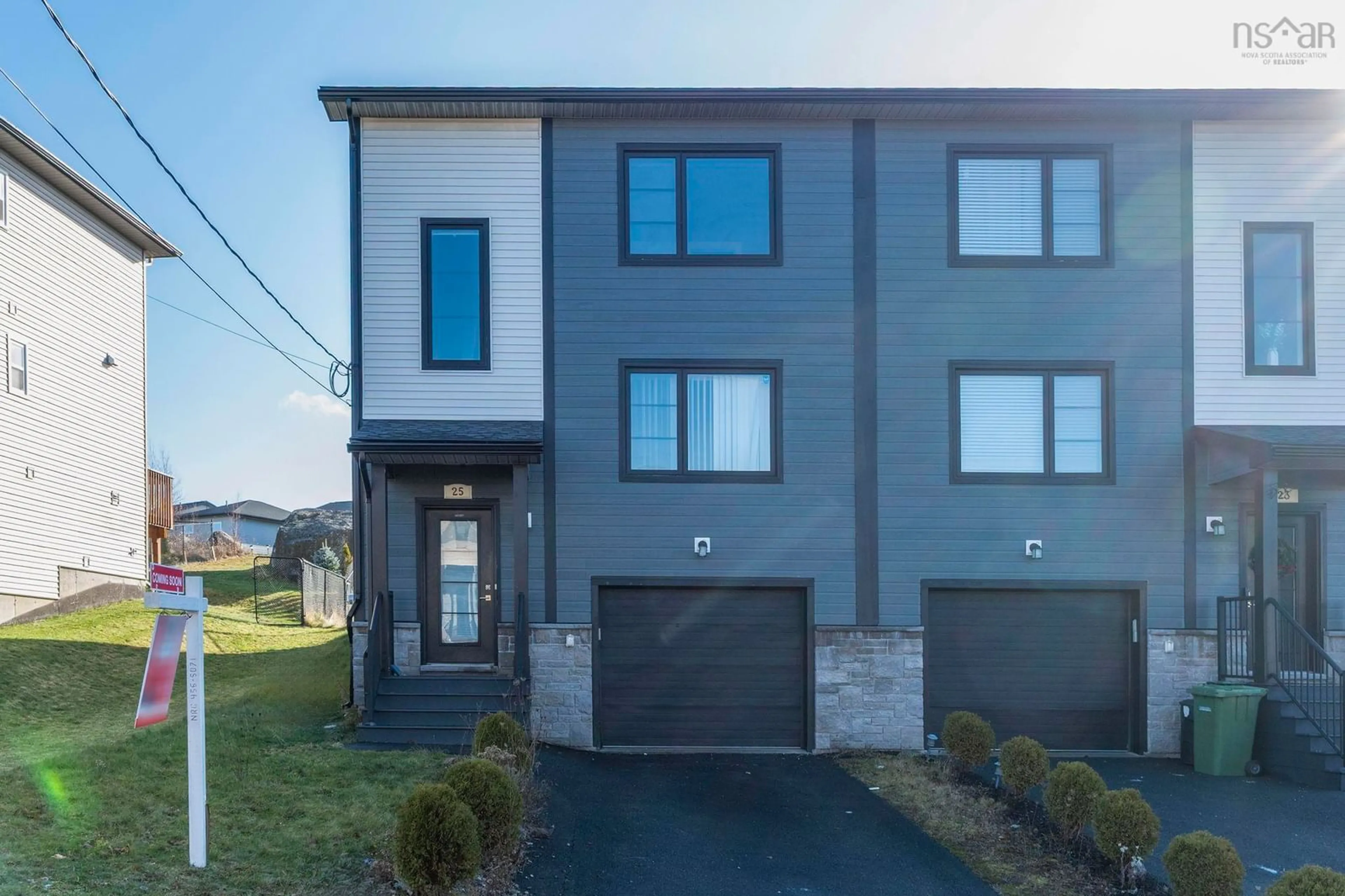 Unknown for 25 Titanium Cres, Halifax Nova Scotia B3P 0J3