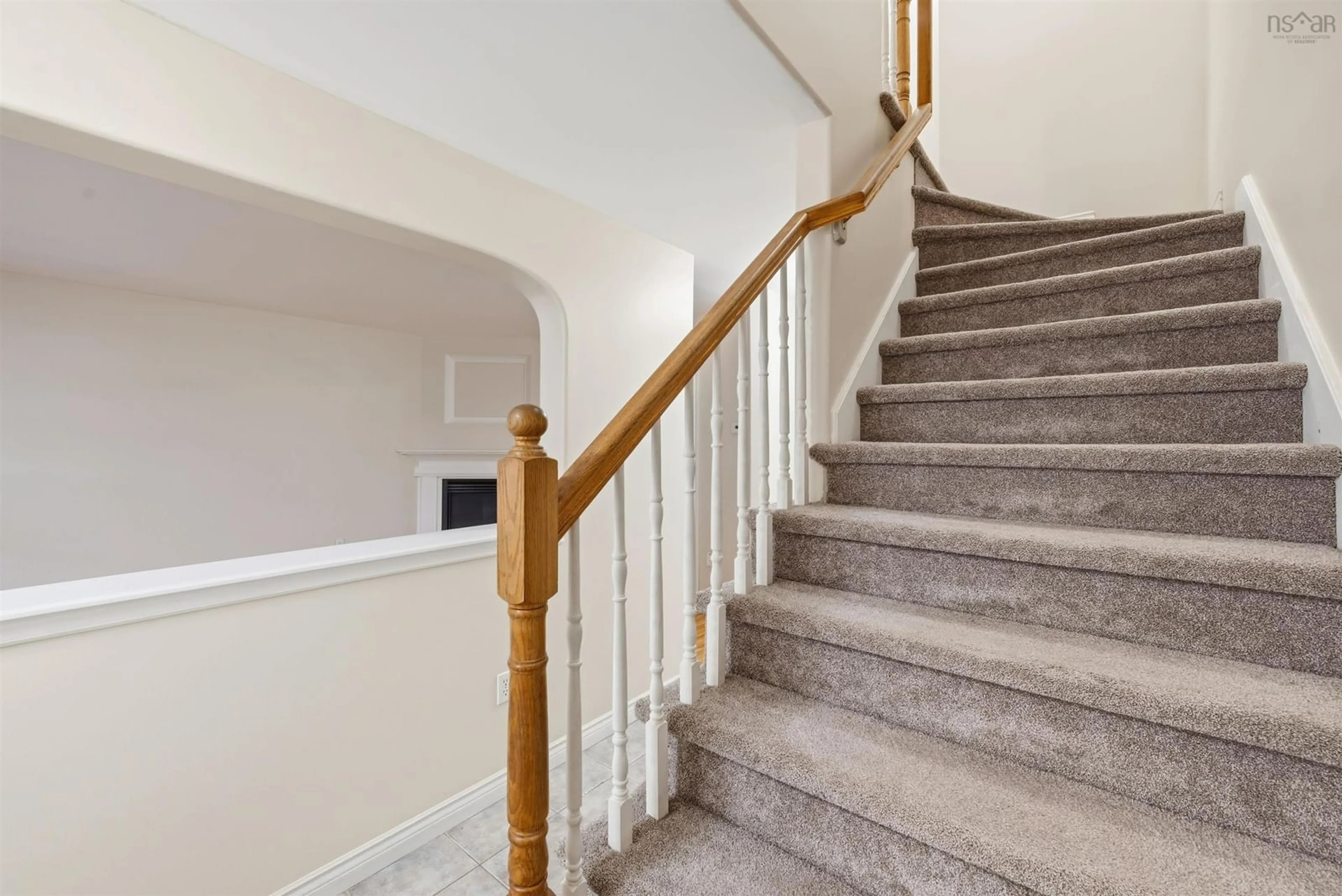Stairs for 85 Oceanview Dr, Halifax Nova Scotia B4A 4C5