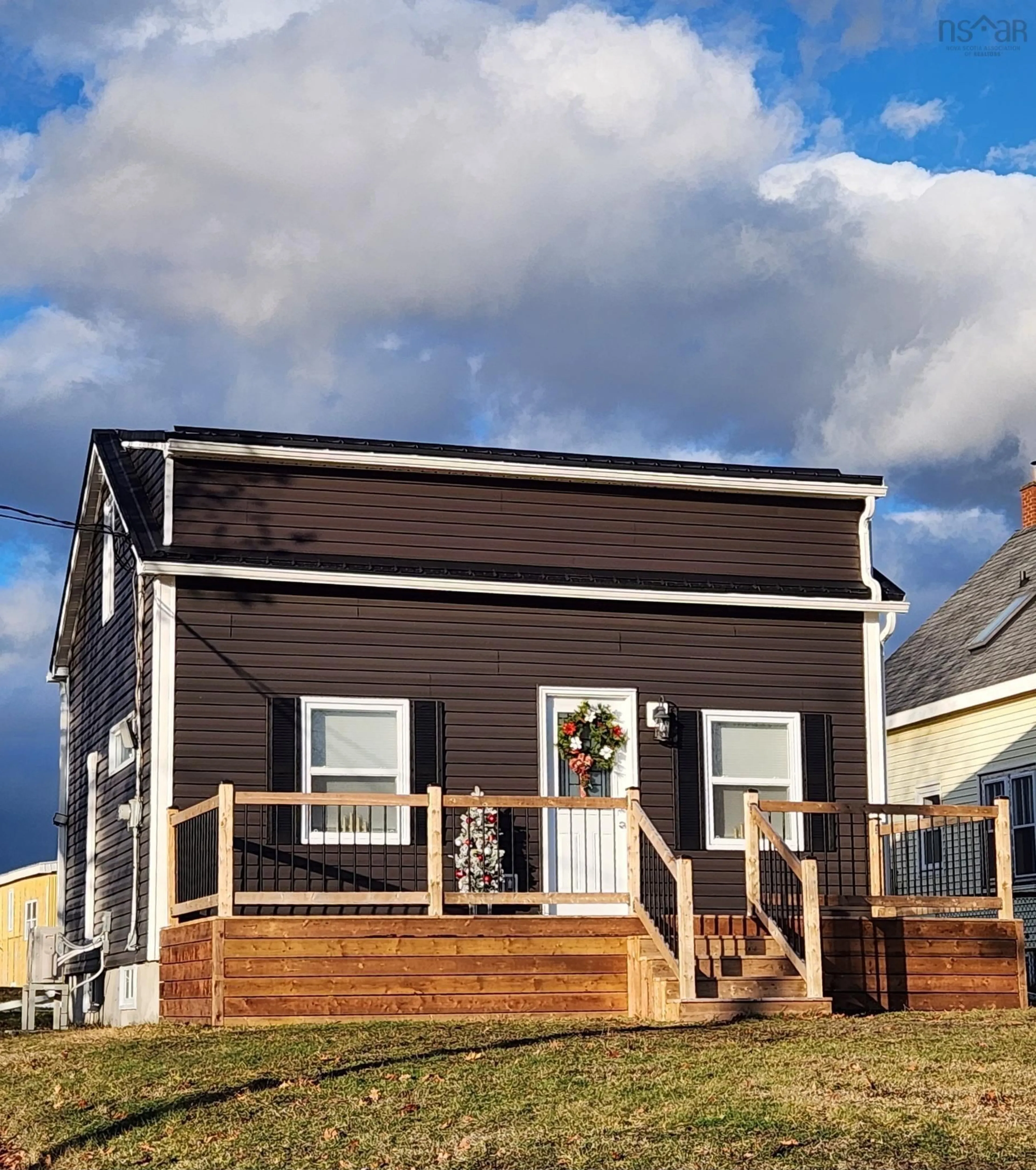 Home with vinyl exterior material, building for 2005 East Prince St, Salmon River Nova Scotia B2N 1K2