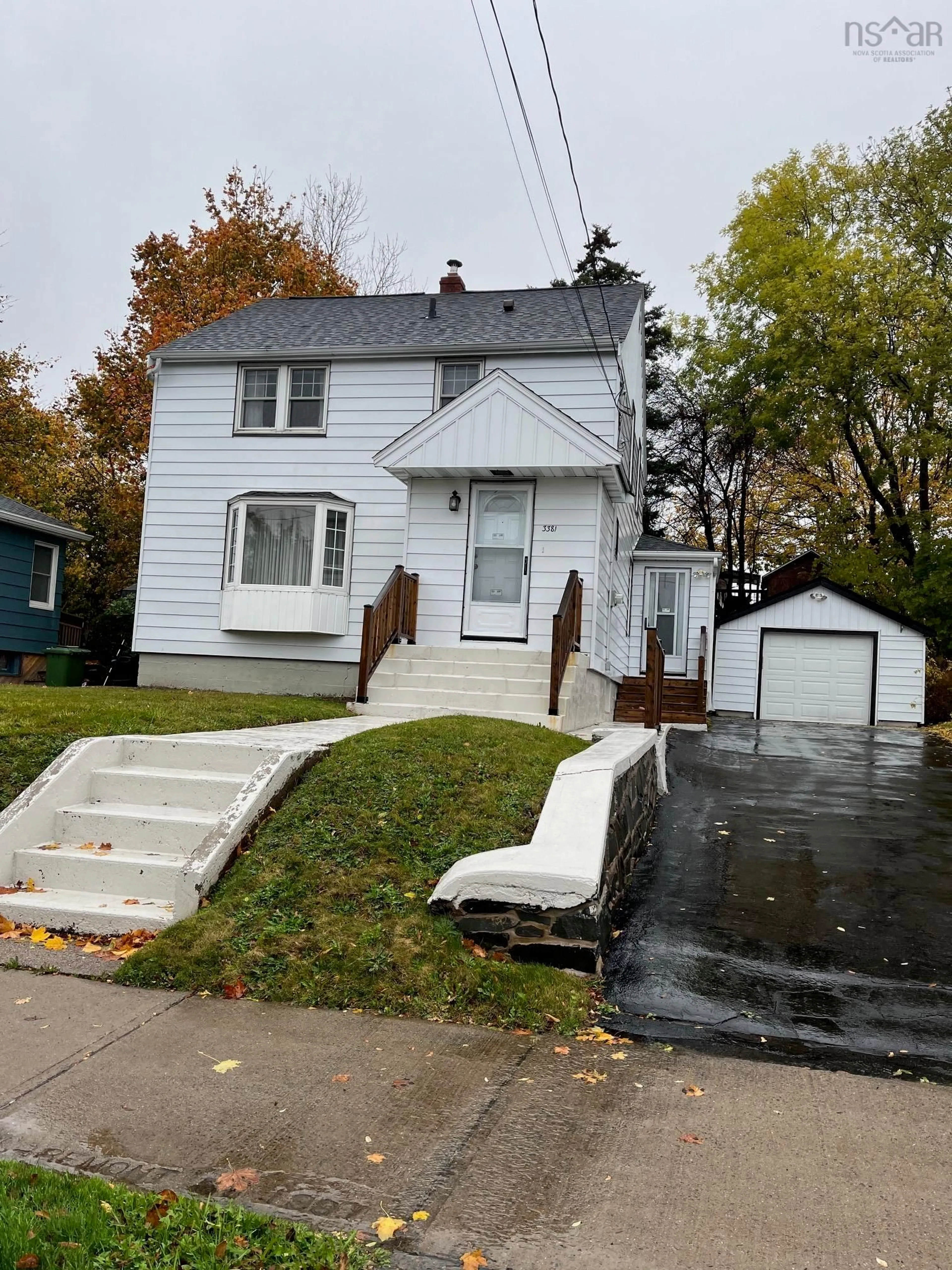 Home with vinyl exterior material, street for 3381 Claremont St, Halifax Nova Scotia B3L 3L6