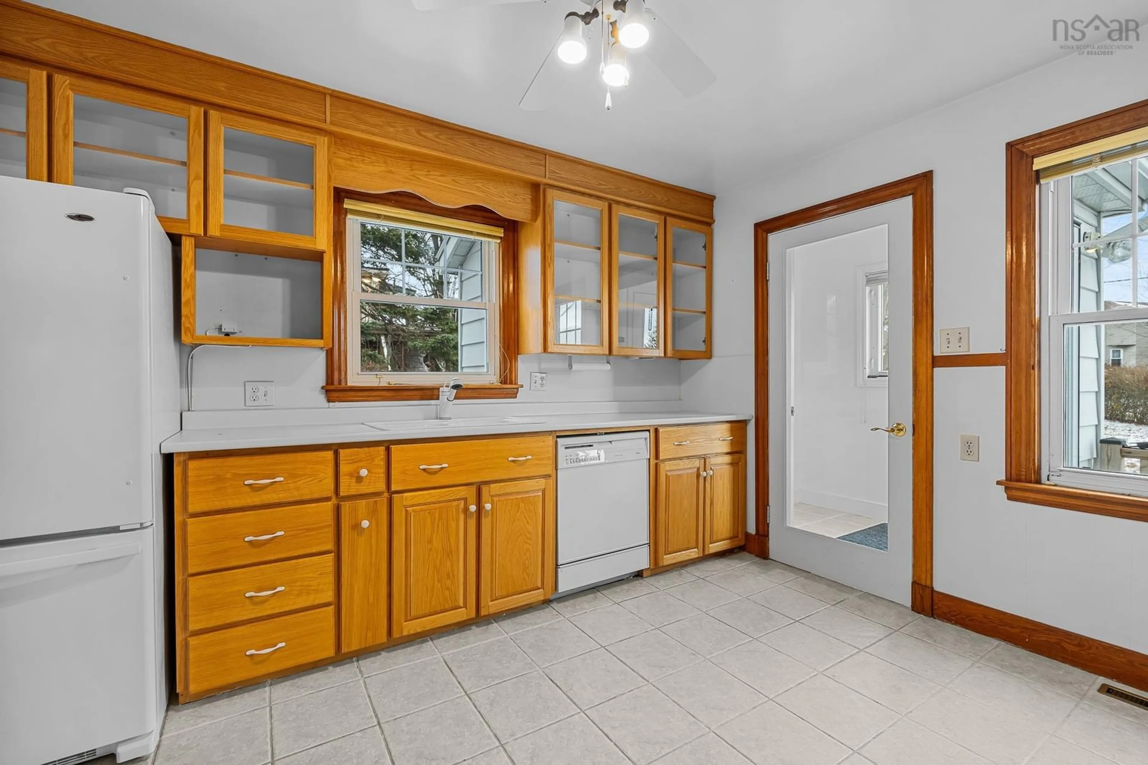 Standard kitchen, ceramic/tile floor for 3381 Claremont St, Halifax Nova Scotia B3L 3L6