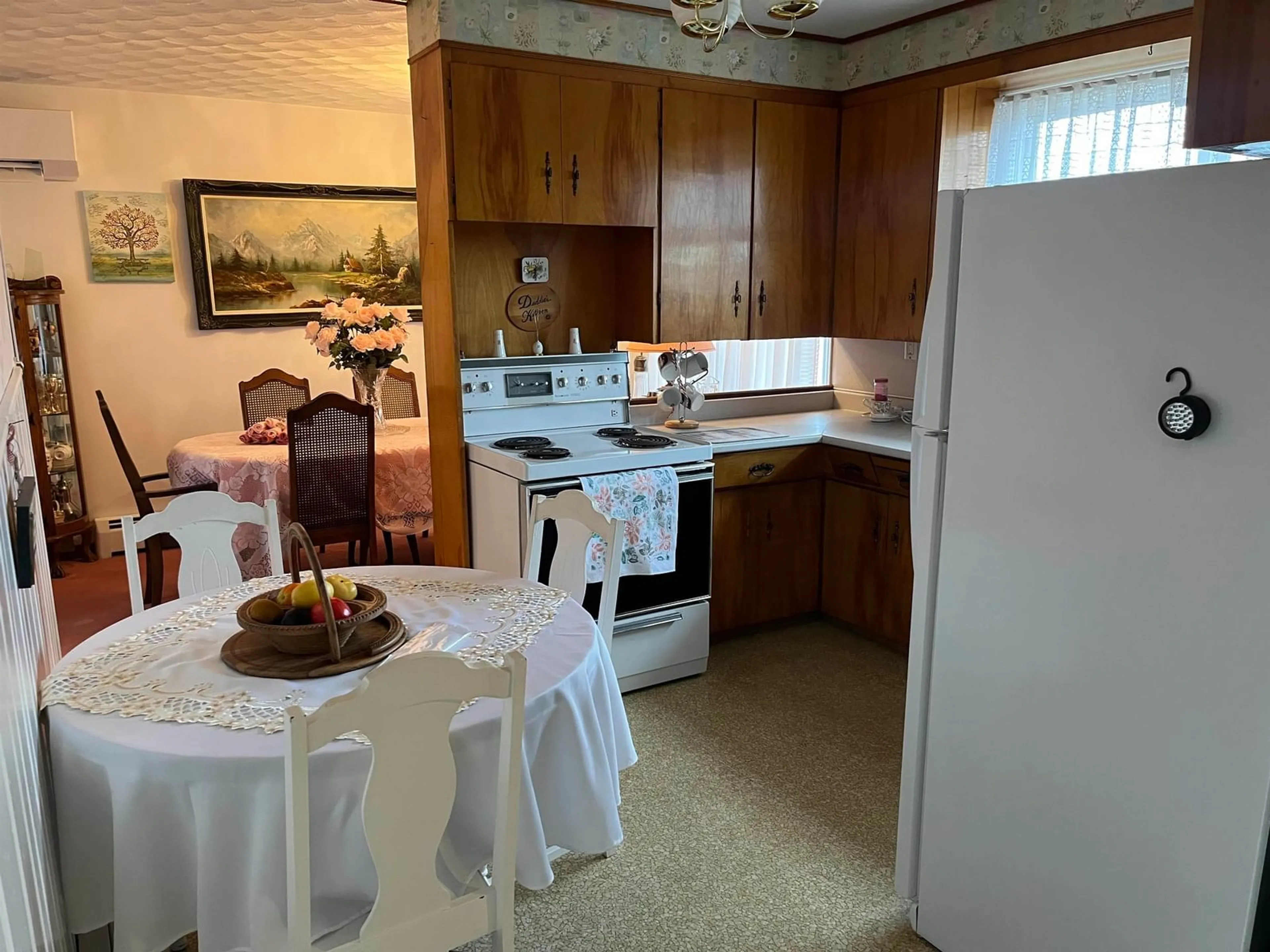 Standard kitchen, unknown for 67 South St, Donkin Nova Scotia B1A 6T1