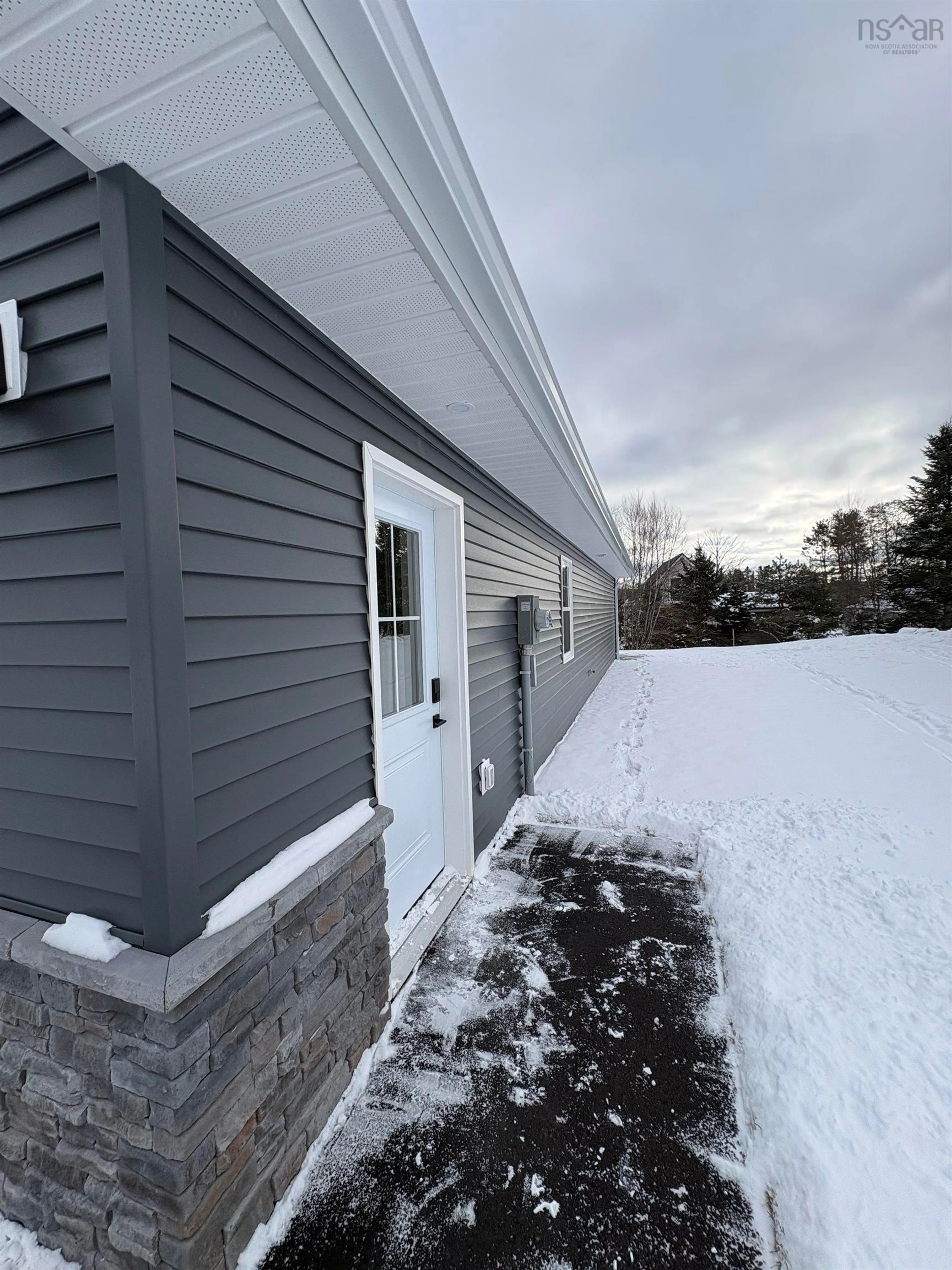 Unknown for 15 Oxford Crt, Valley Nova Scotia B6L 4G1