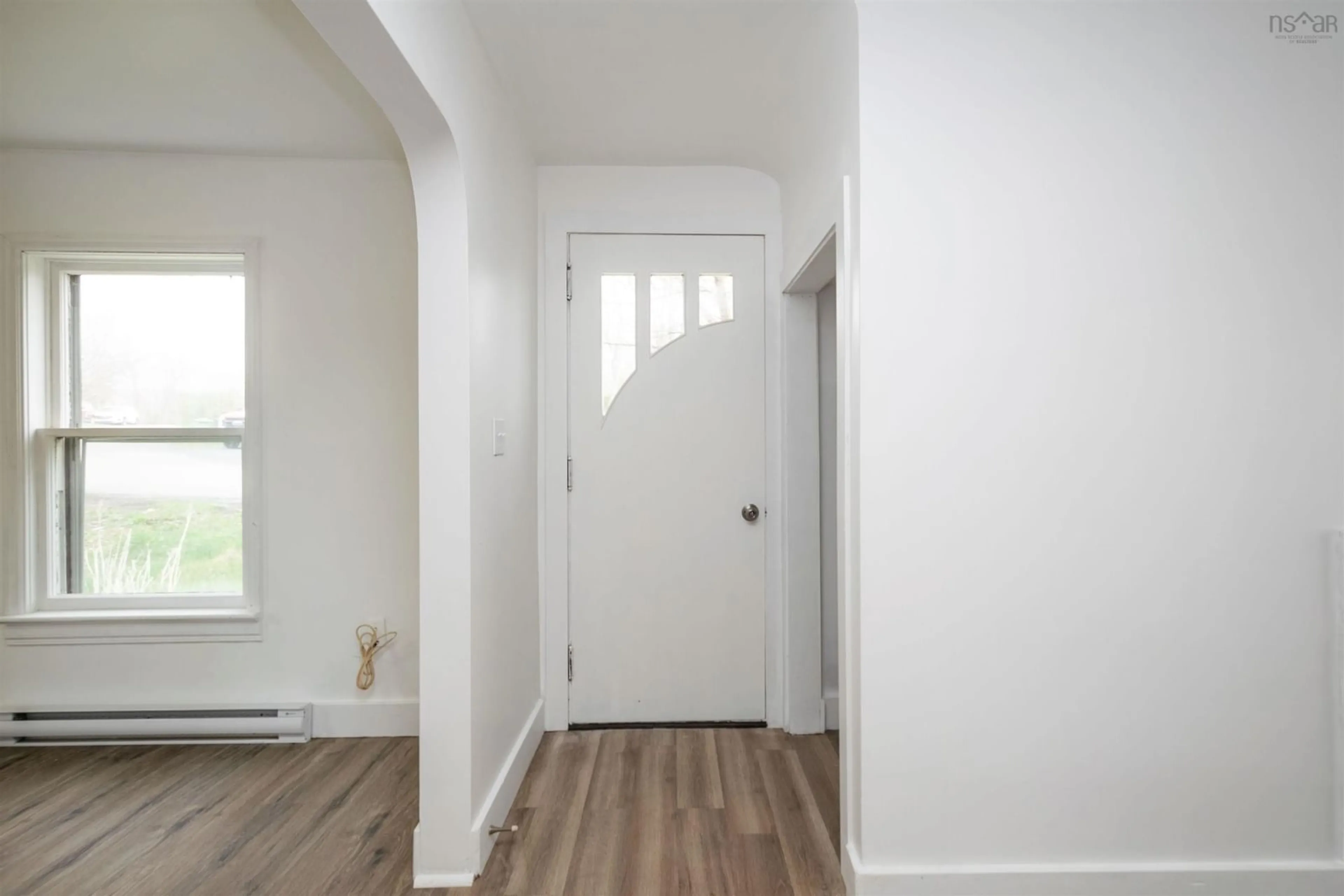 Indoor entryway for 12 Layton Rd, Halifax Nova Scotia B3P 1Z8