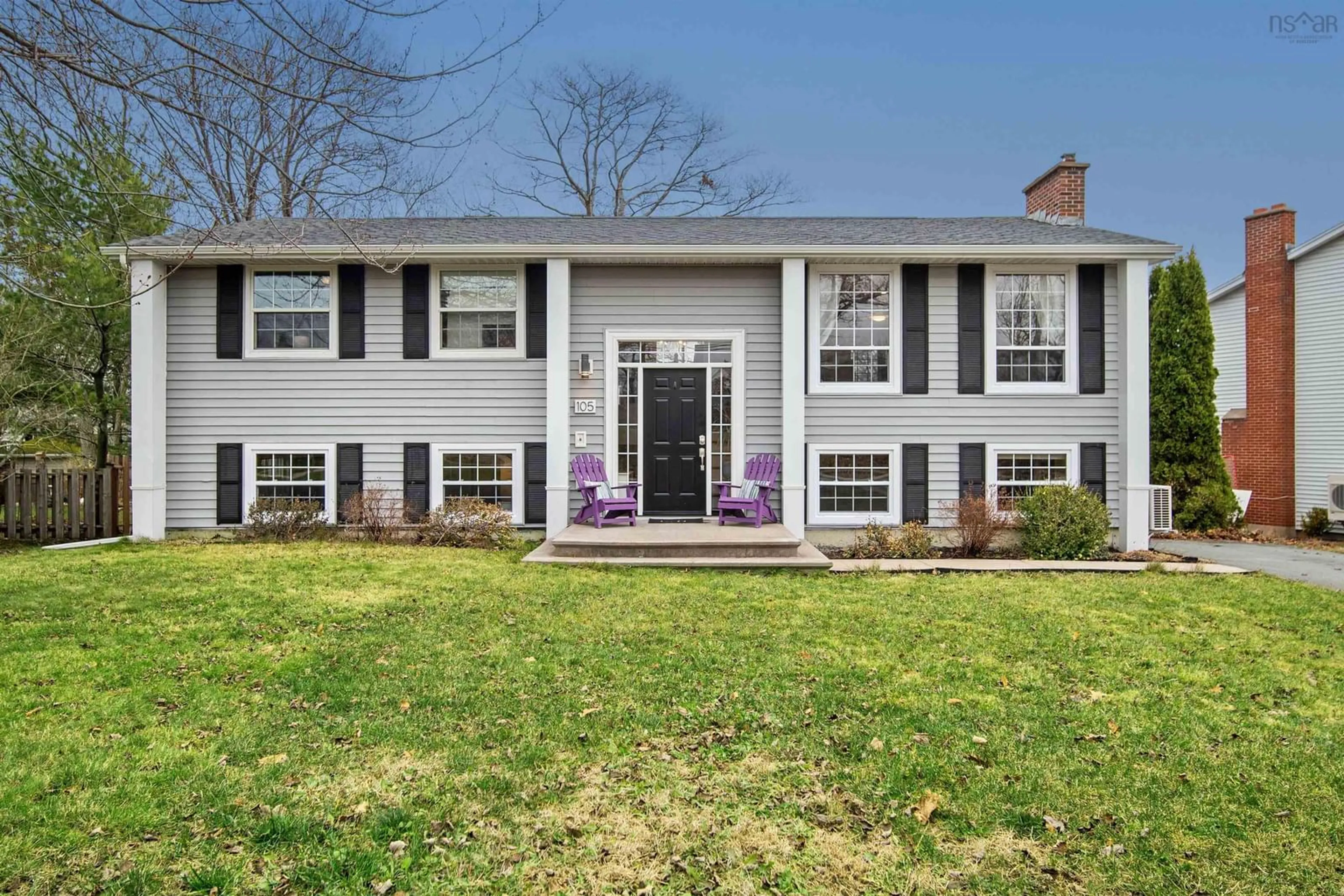 Home with vinyl exterior material, unknown for 105 Flamingo Dr, Halifax Nova Scotia B3M 1T2