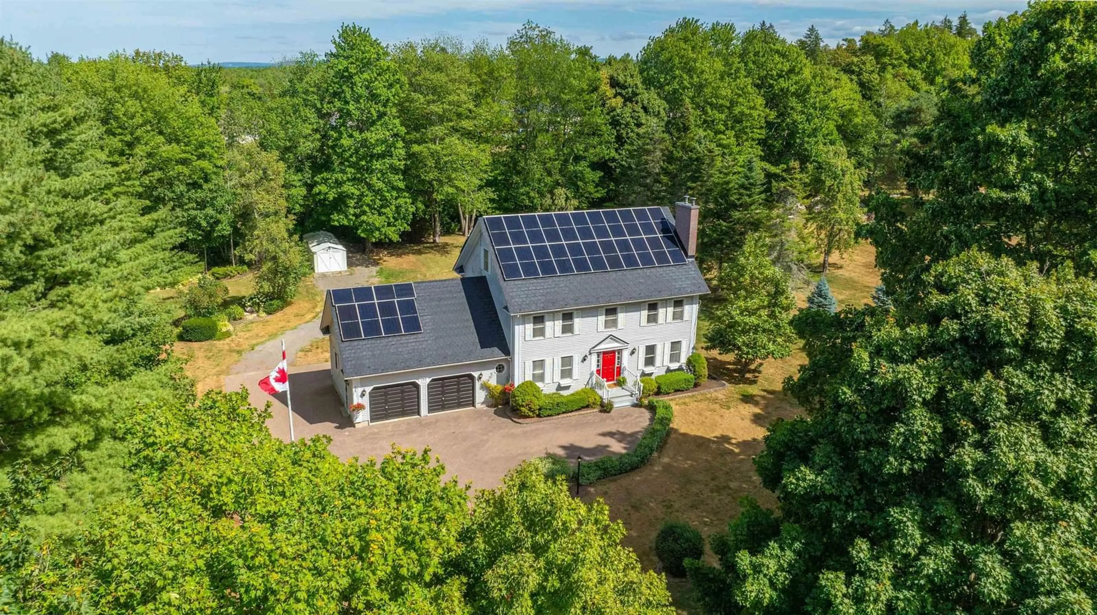 A pic from outside/outdoor area/front of a property/back of a property/a pic from drone, building for 156 Brown St, Berwick Nova Scotia B0P 1E0