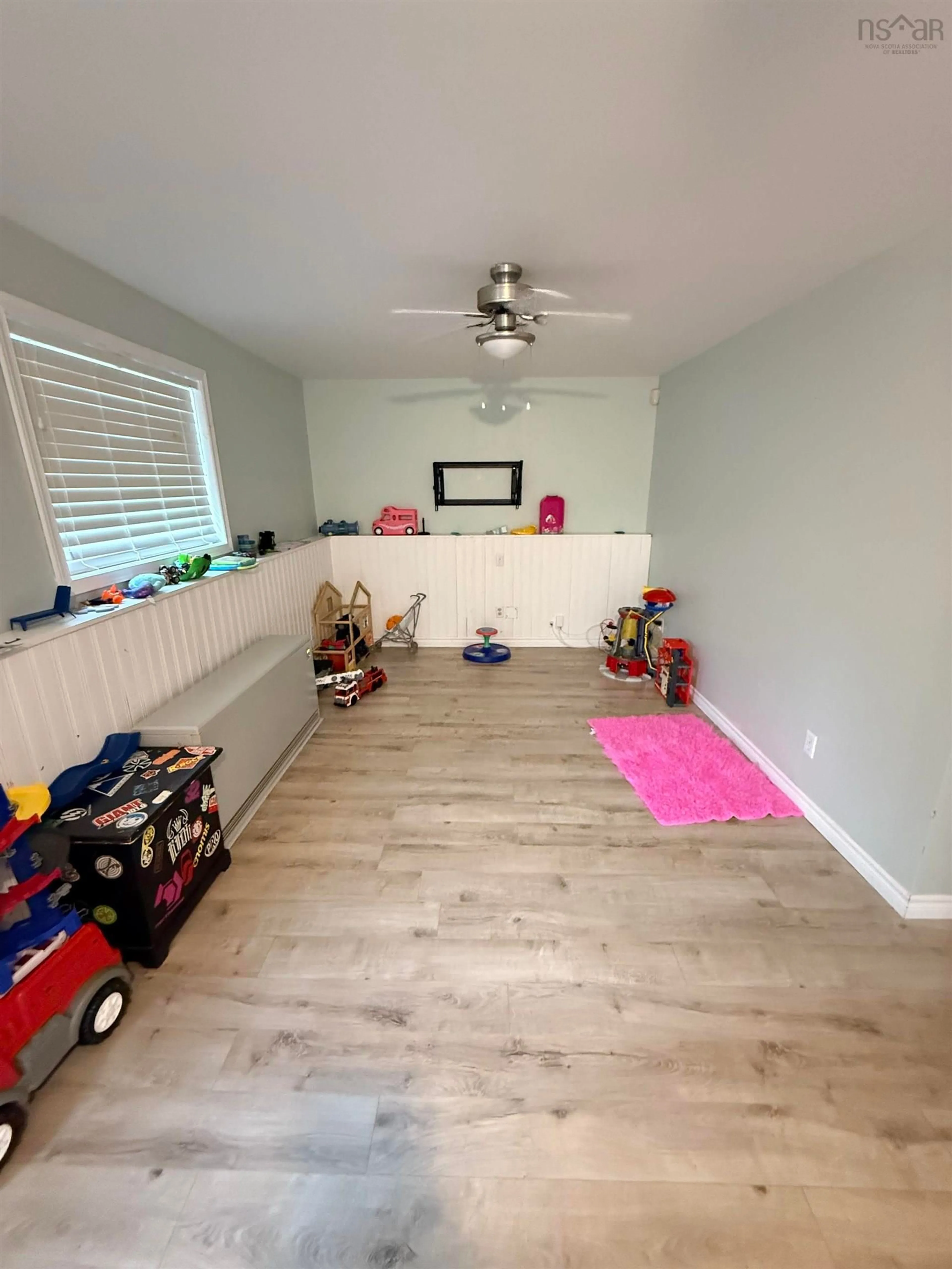 A pic of a room for 87 Murphy Rd, Westmount Nova Scotia B1R 2H6