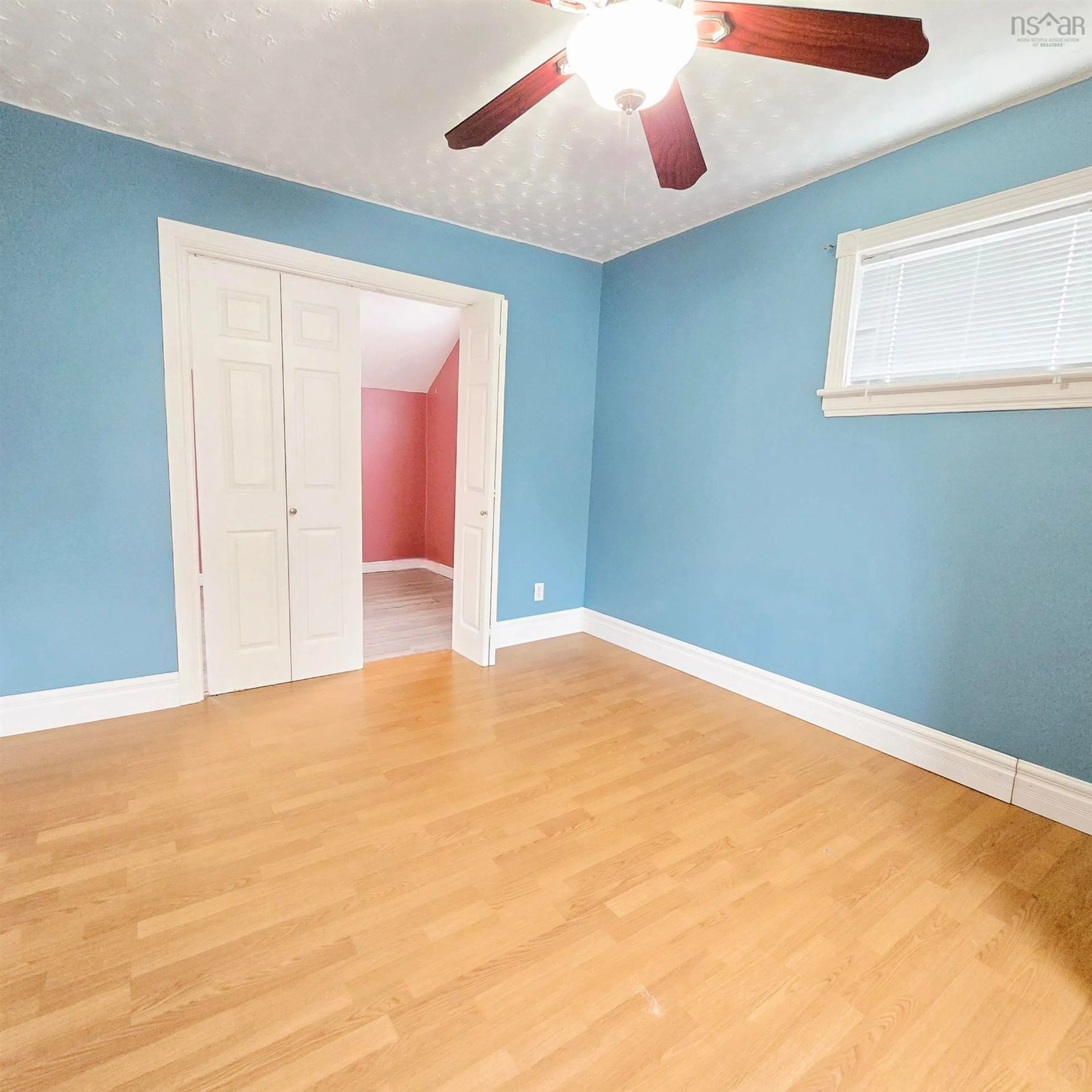 A pic of a room for 34 Oxford St, Sydney Nova Scotia B1P 4C5