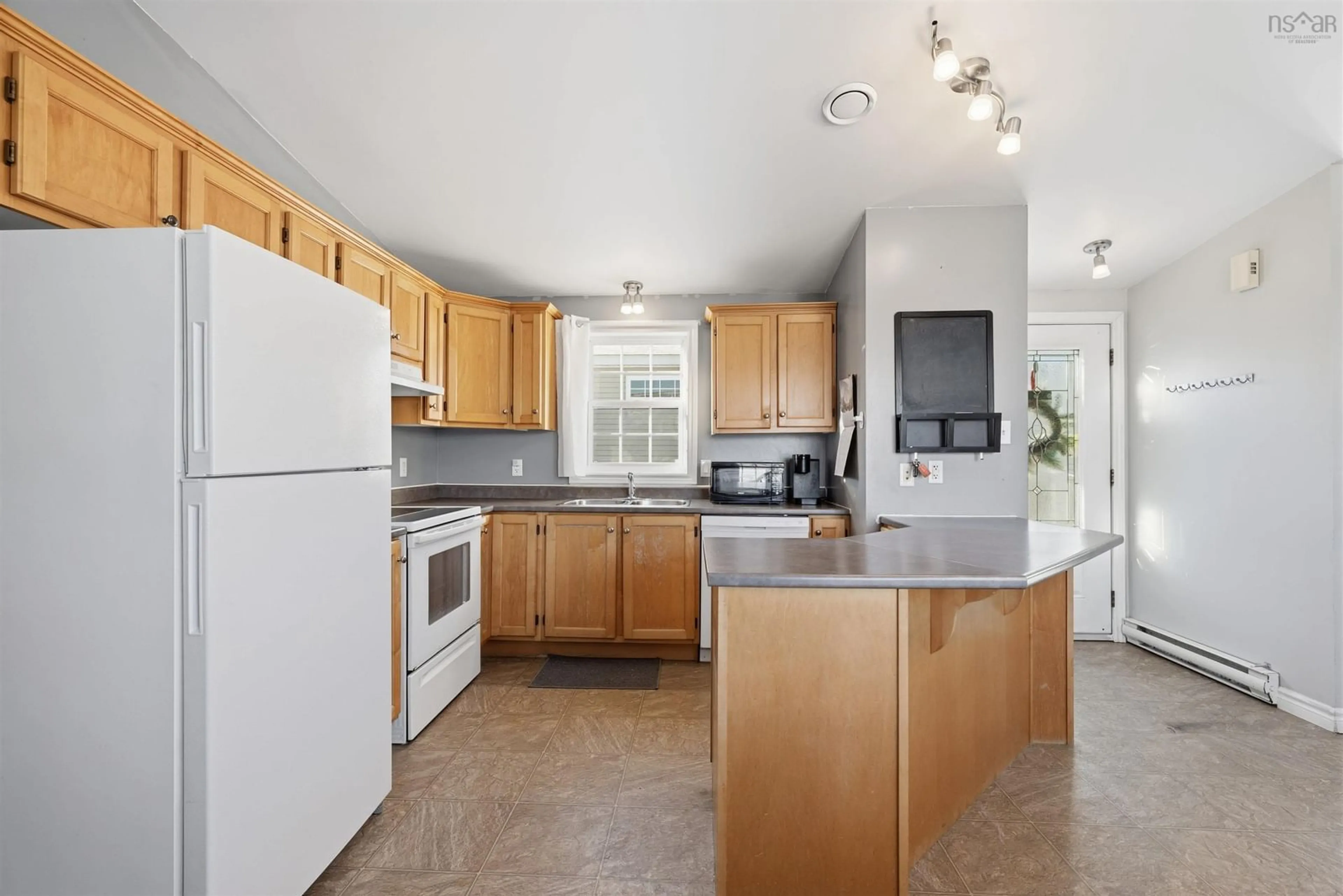 Standard kitchen, ceramic/tile floor for 88 Juniper Cres, Eastern Passage Nova Scotia B3G 1E1