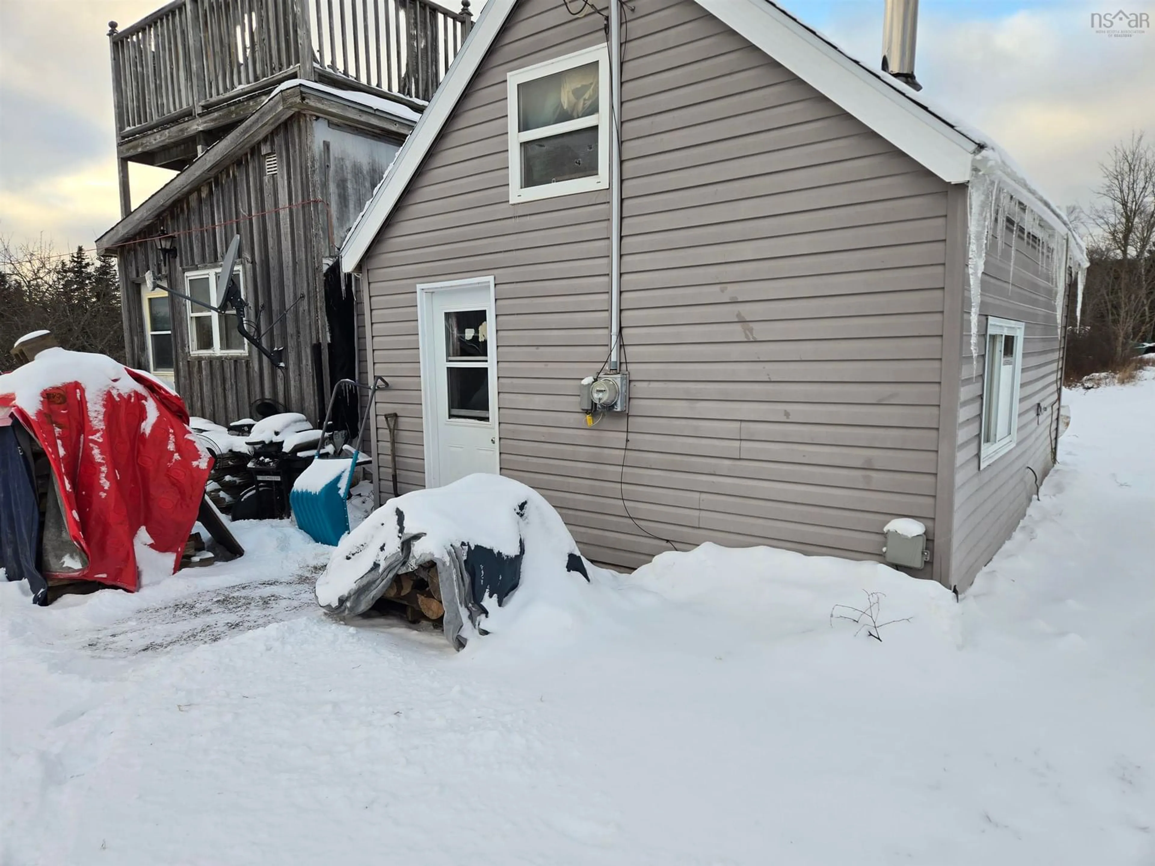 Shed for 3551 Highway 2, Economy Nova Scotia B0M 1B0