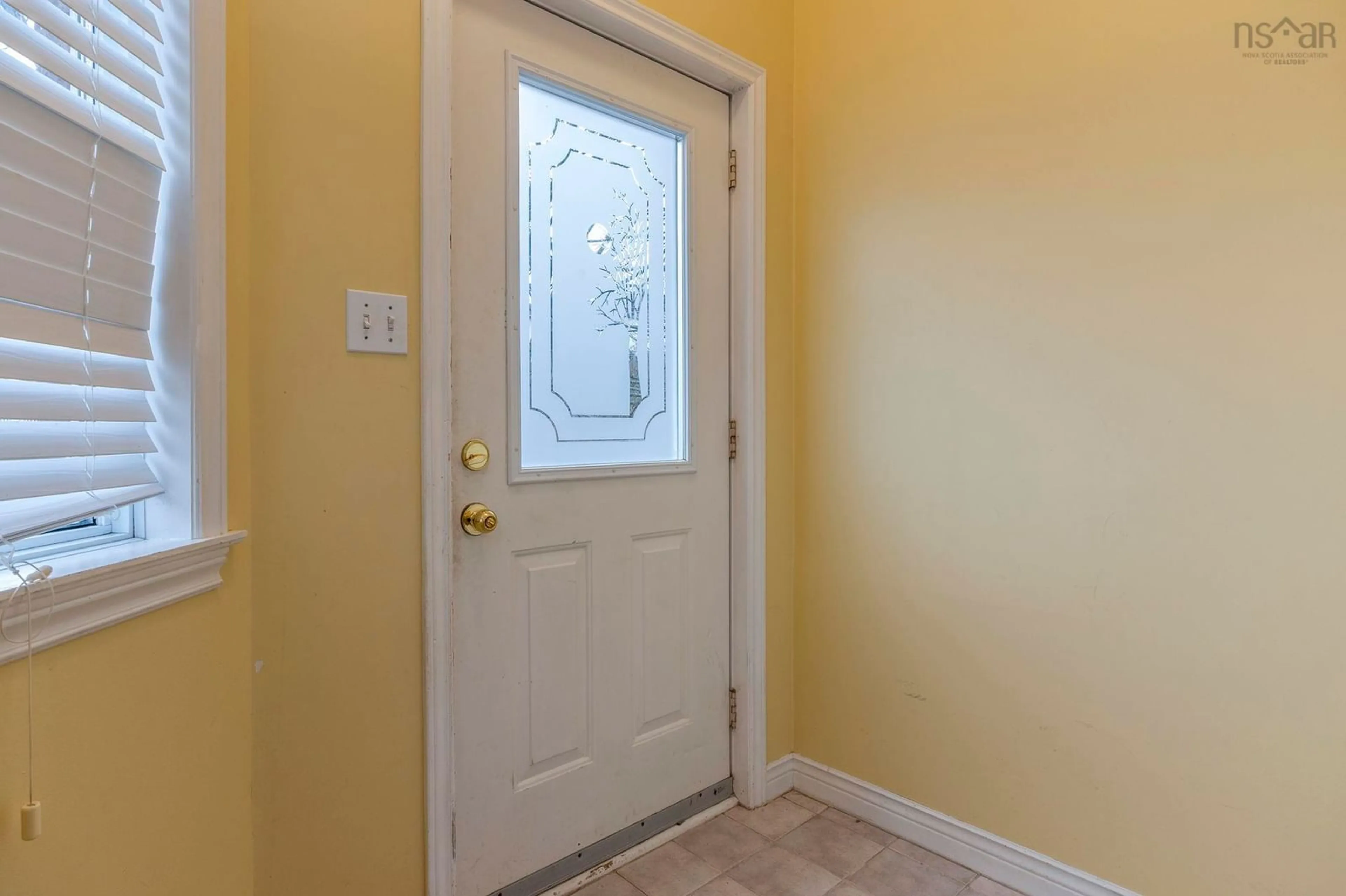 Indoor entryway for 13 Fred Keyes Crt, Bedford Nova Scotia B4A 4B6