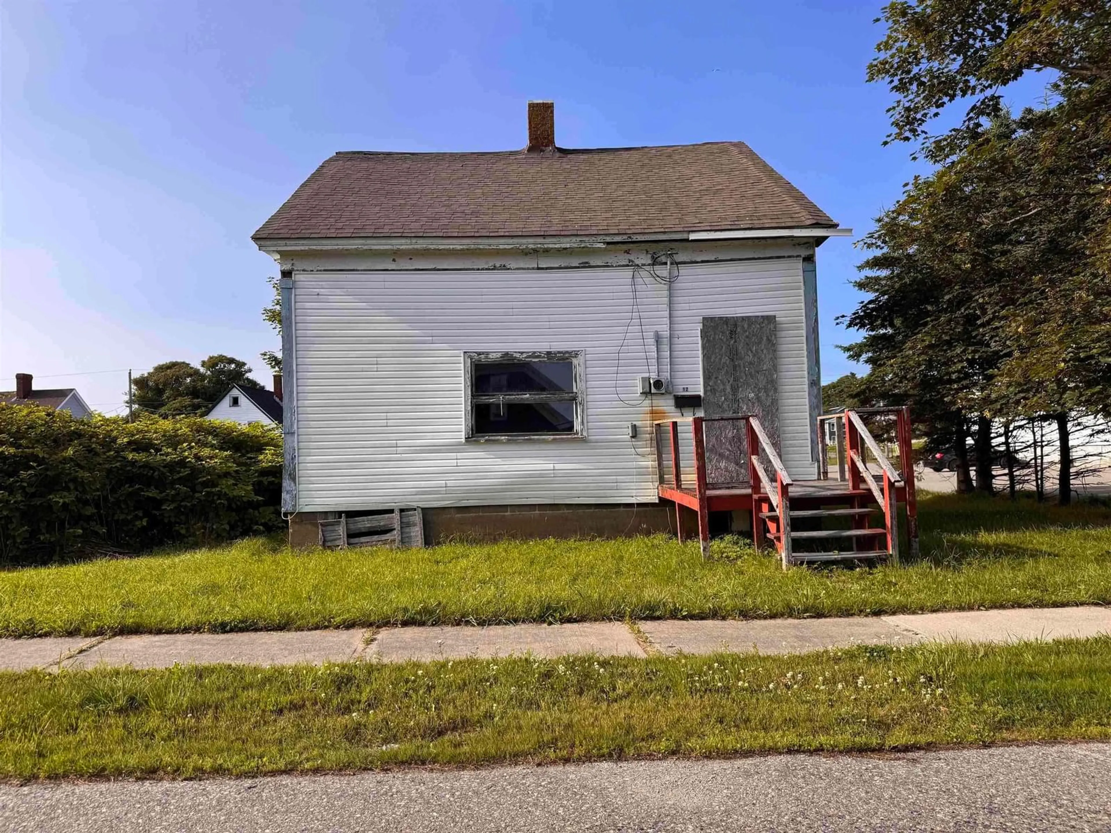 Unknown for 12 Butler St, Yarmouth Nova Scotia B5A 3Y8