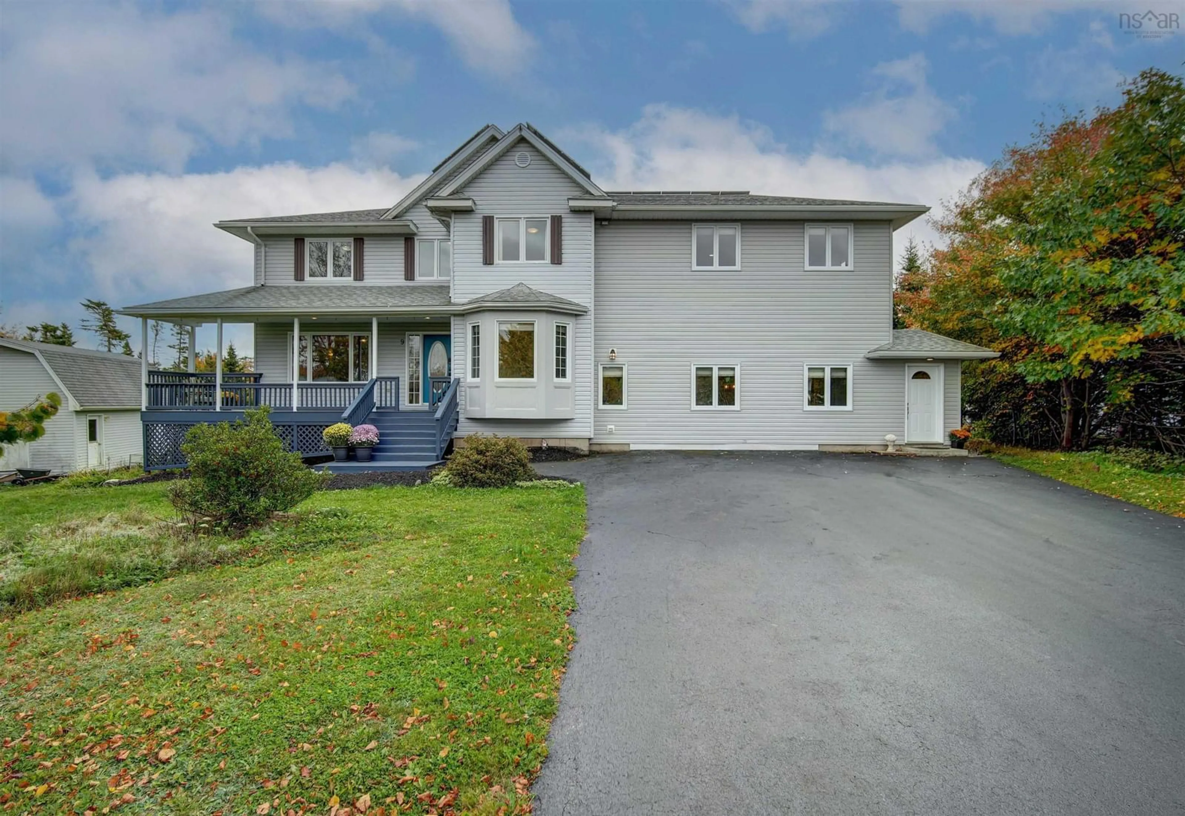 A pic from outside/outdoor area/front of a property/back of a property/a pic from drone, street for 9 Bens Crt, Brookside Nova Scotia B3T 1R3