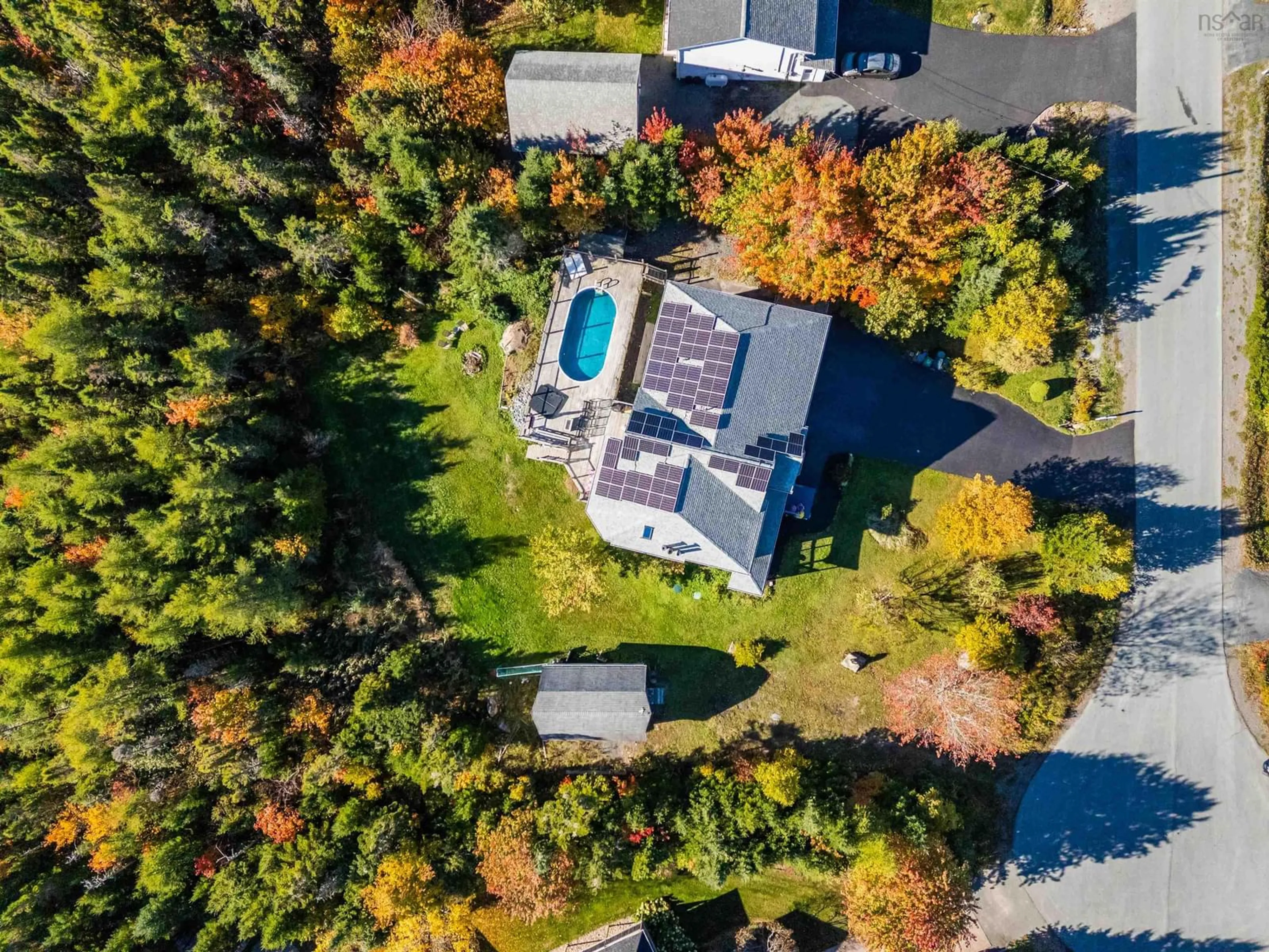 A pic from outside/outdoor area/front of a property/back of a property/a pic from drone, street for 9 Bens Crt, Brookside Nova Scotia B3T 1R3
