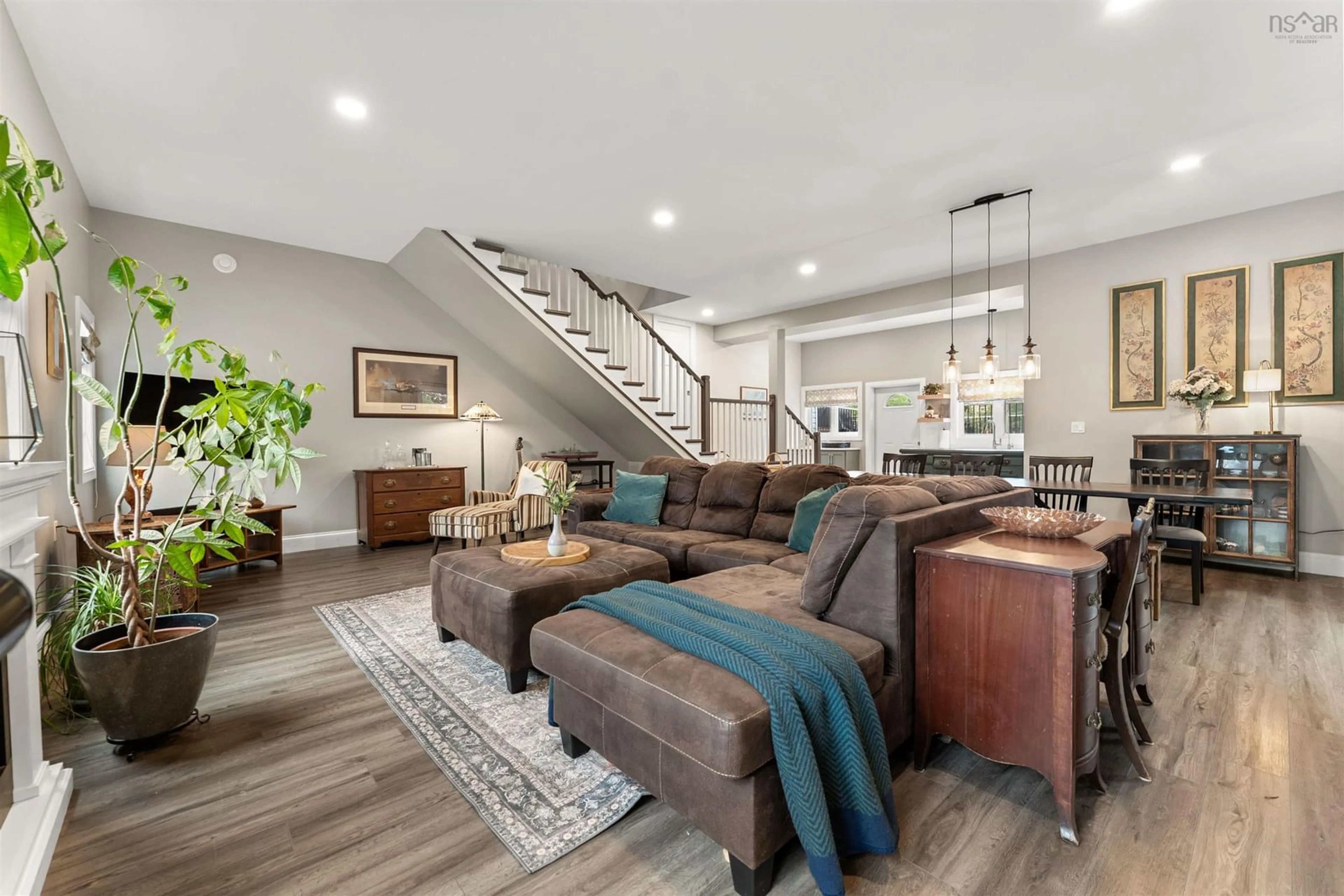 Living room with furniture, unknown for 9 Bens Crt, Brookside Nova Scotia B3T 1R3