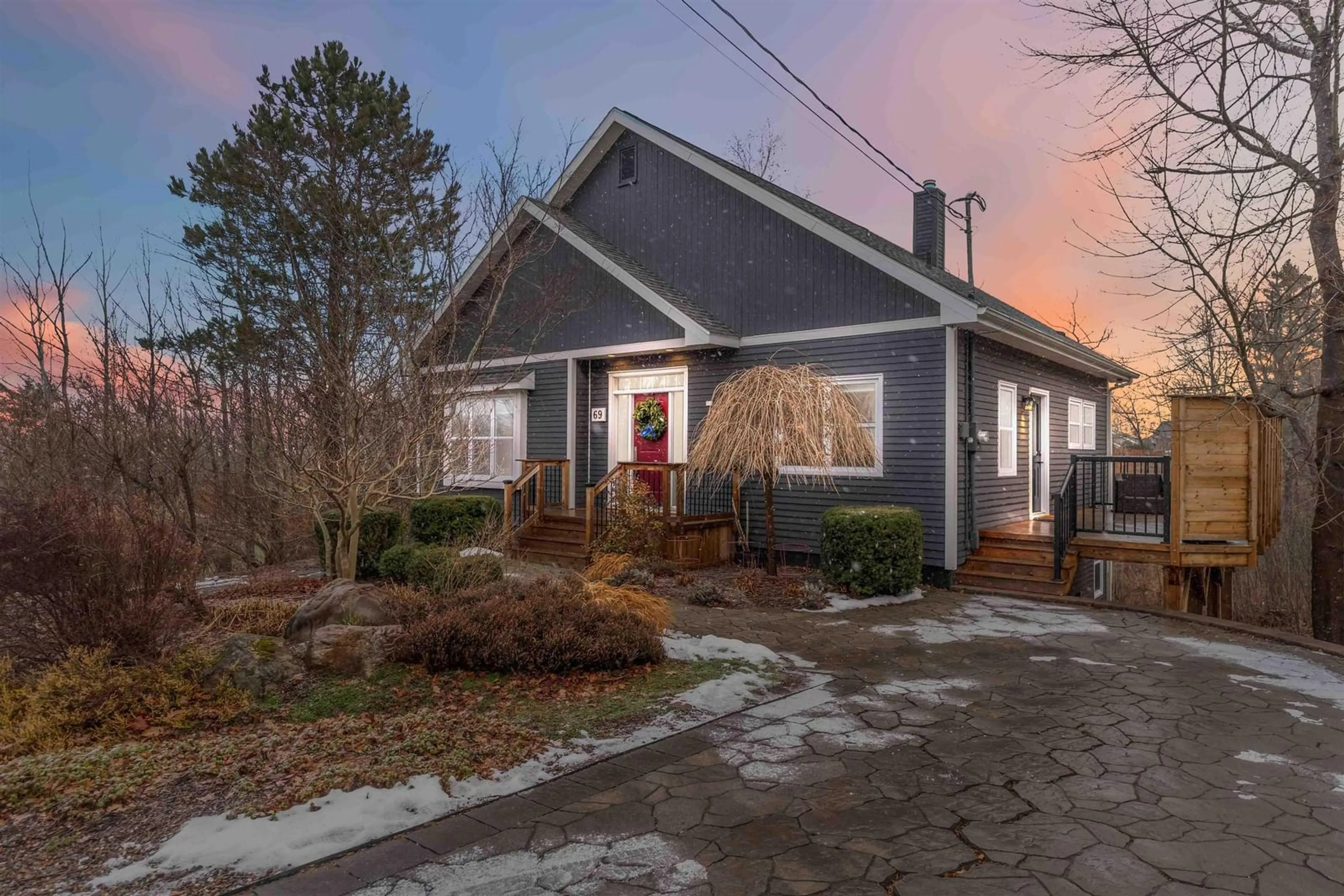 Unknown for 69 Sherwood Dr, Wolfville Nova Scotia B4P 2K5