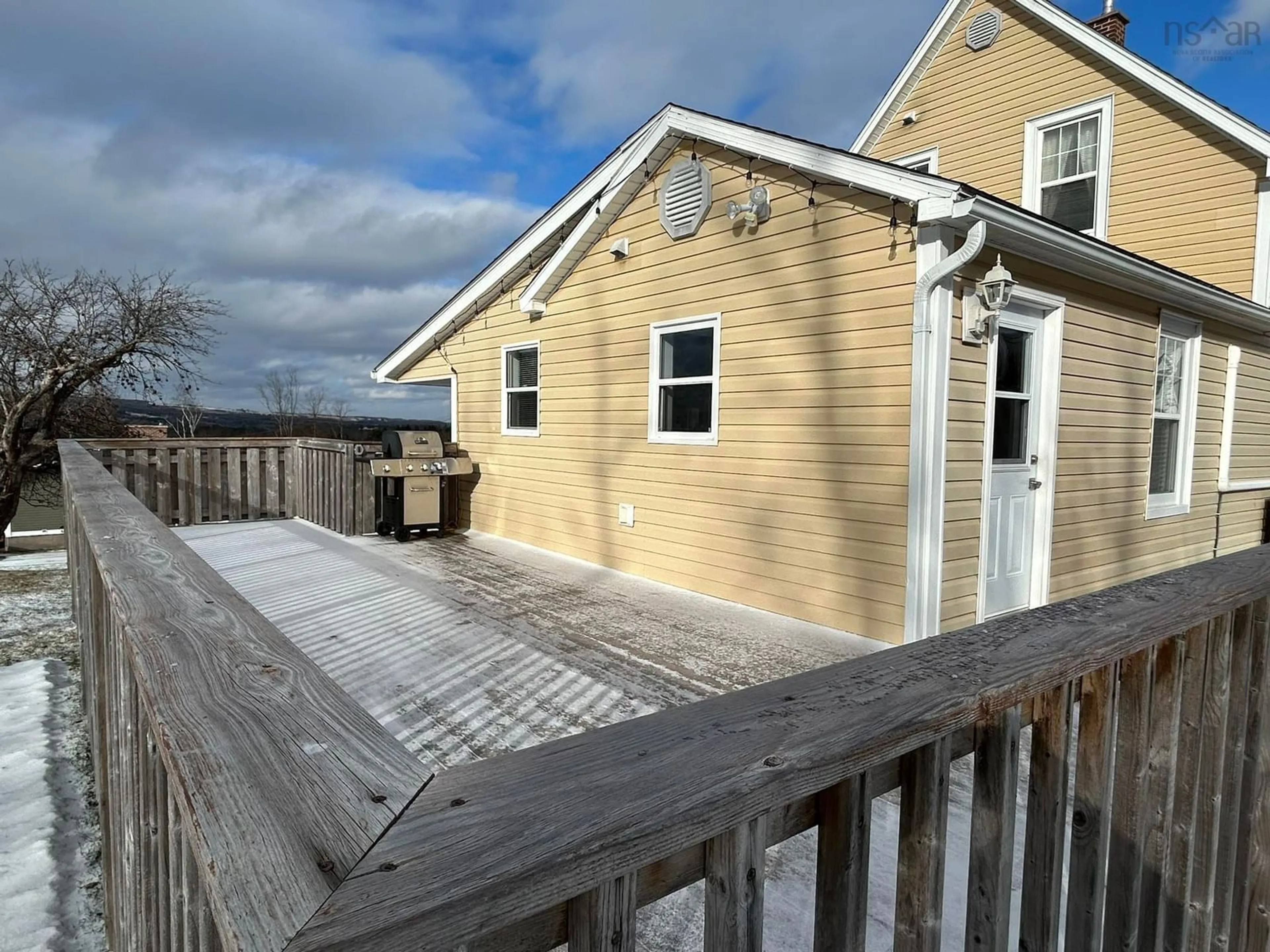 Unknown for 2279 North St, Westville Nova Scotia B0K 2A0